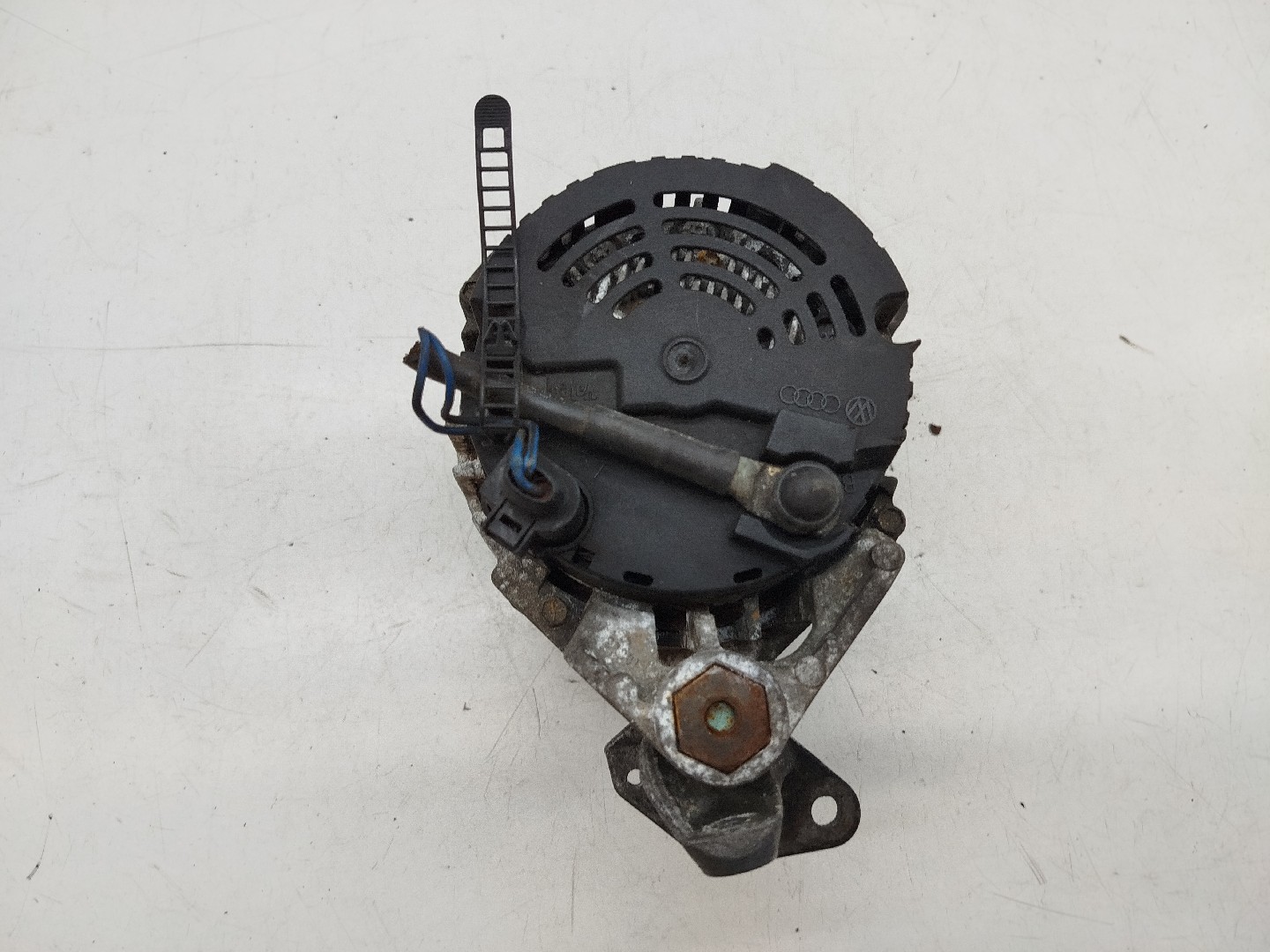 Alternador VOLKSWAGEN PASSAT Variant (3B6) | 00 - 05 Imagem-3