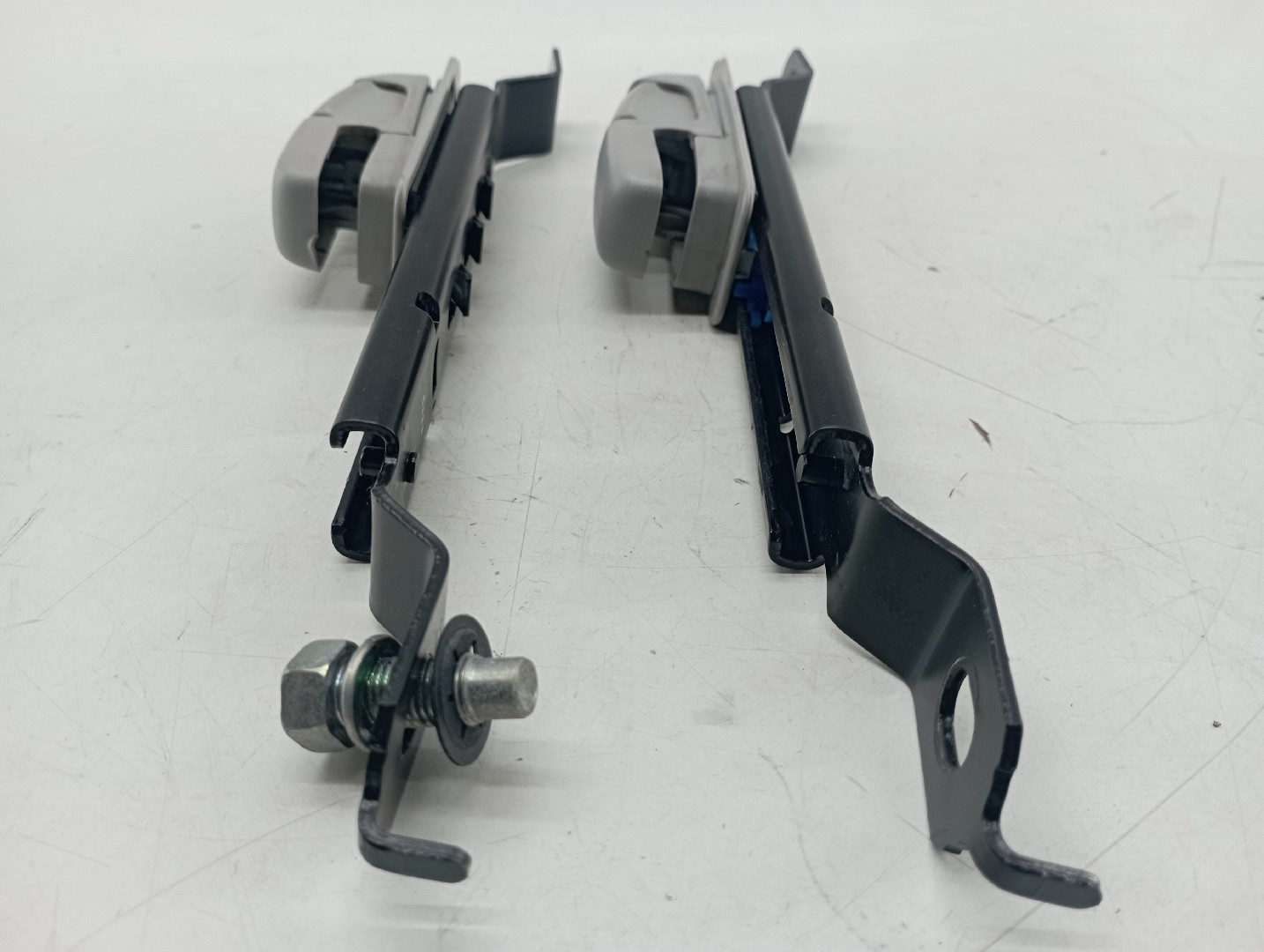 Regulador de altura de cinto MAZDA 3 (BK) | 03 - 09 Imagem-3