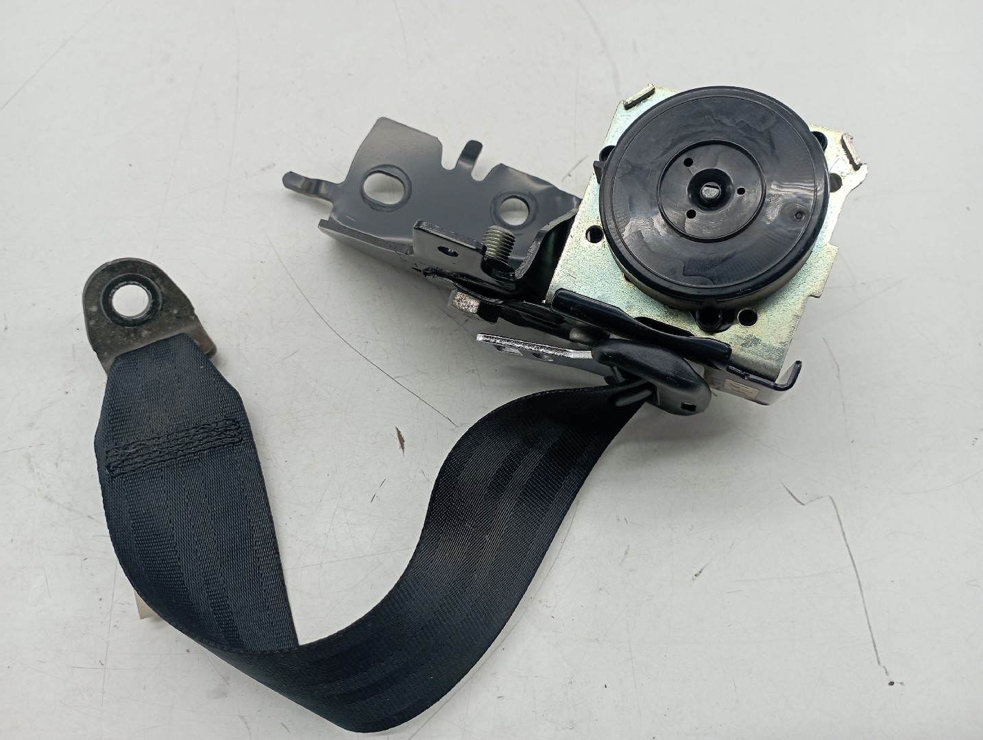 Cinto Traseiro Direito MAZDA 3 (BK) | 03 - 09 Imagem-2