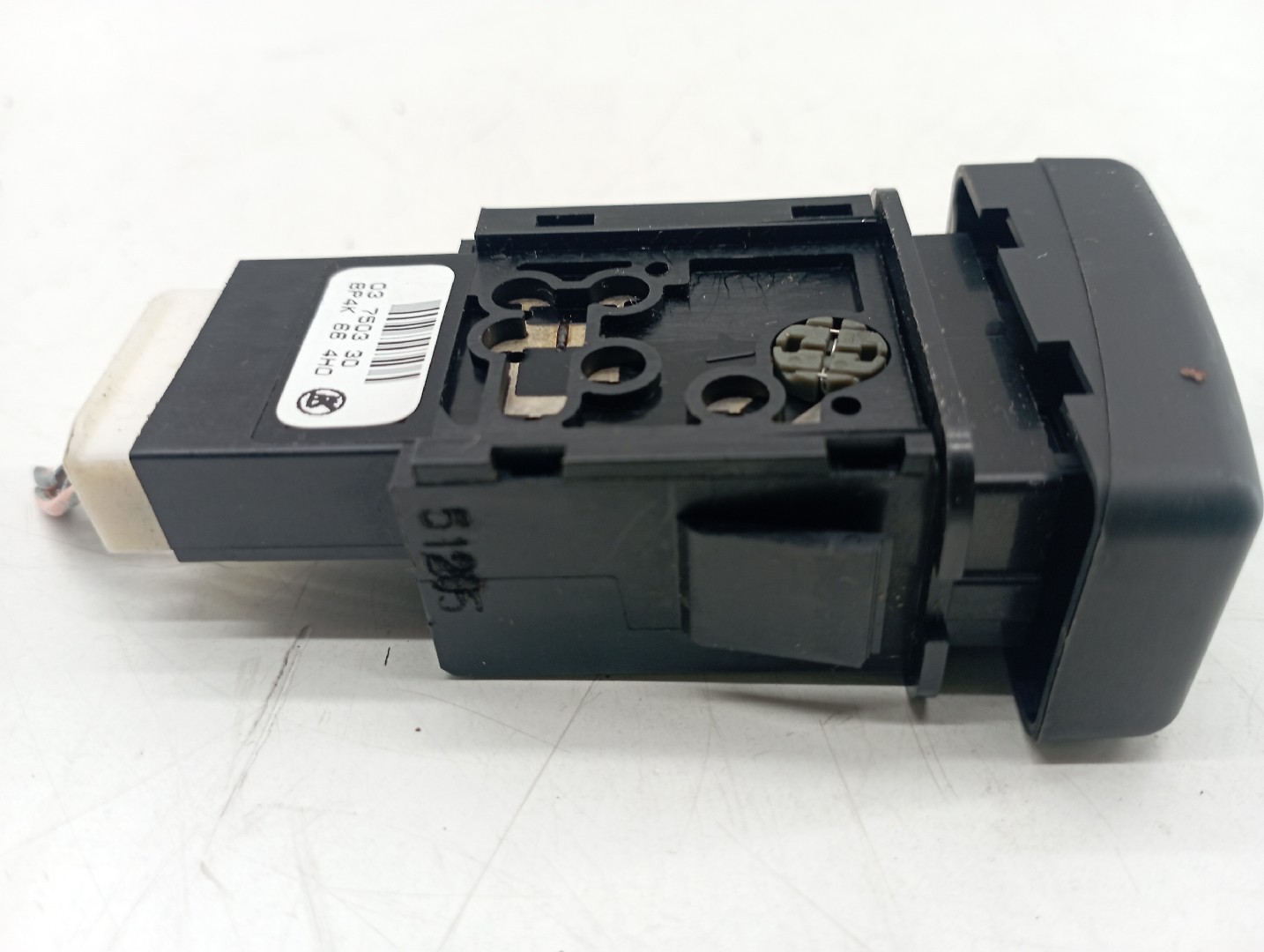 Botão dos 4 piscas MAZDA 3 (BK) | 03 - 09 Imagem-4