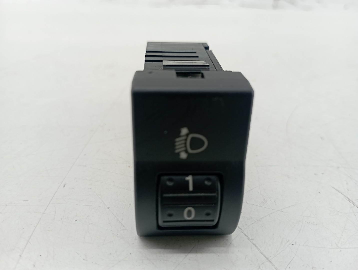 Regulador de luzes MAZDA 3 (BK) | 03 - 09