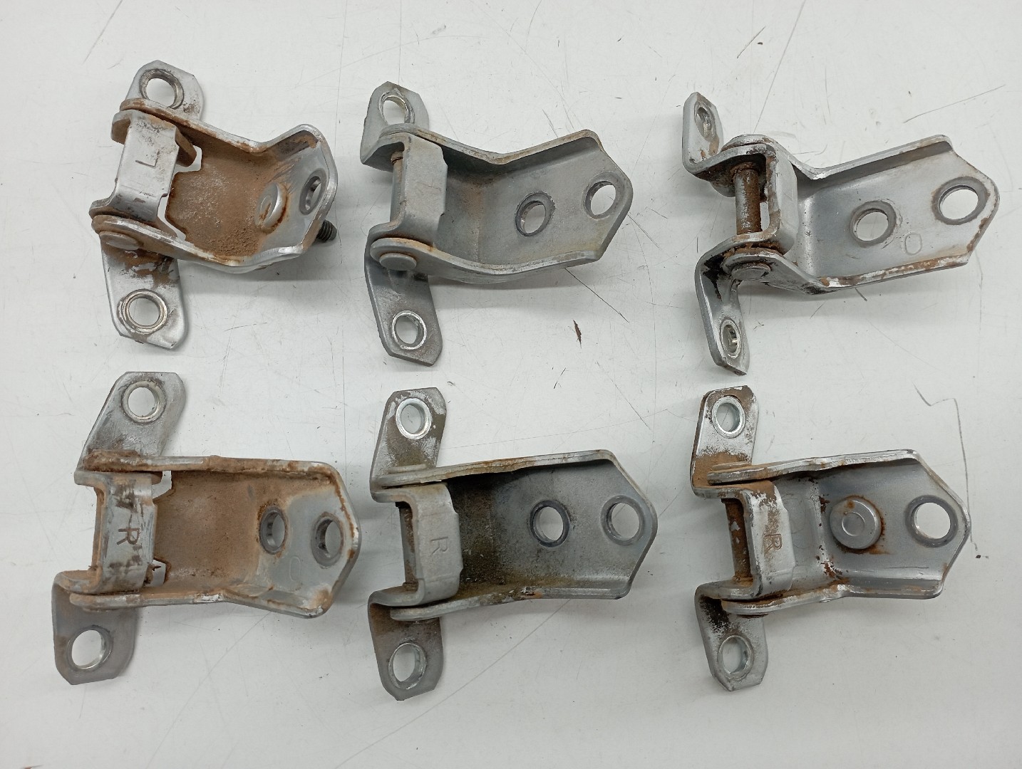 Dobradiças da porta MAZDA 3 (BK) | 03 - 09 Imagem-1