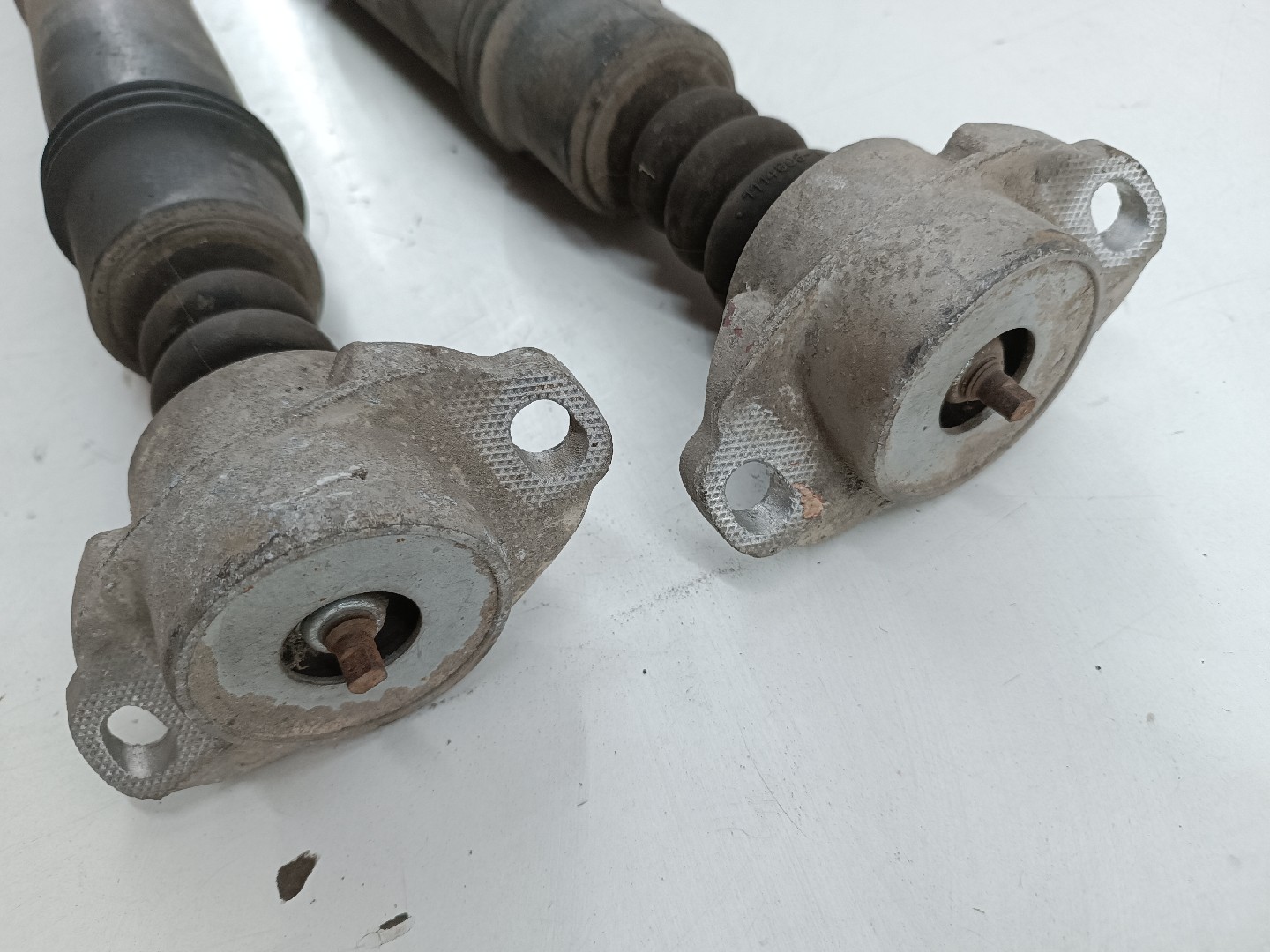 Amortecedores traseiros CITROEN C4 I (LC_) | 04 - 13 Imagem-2