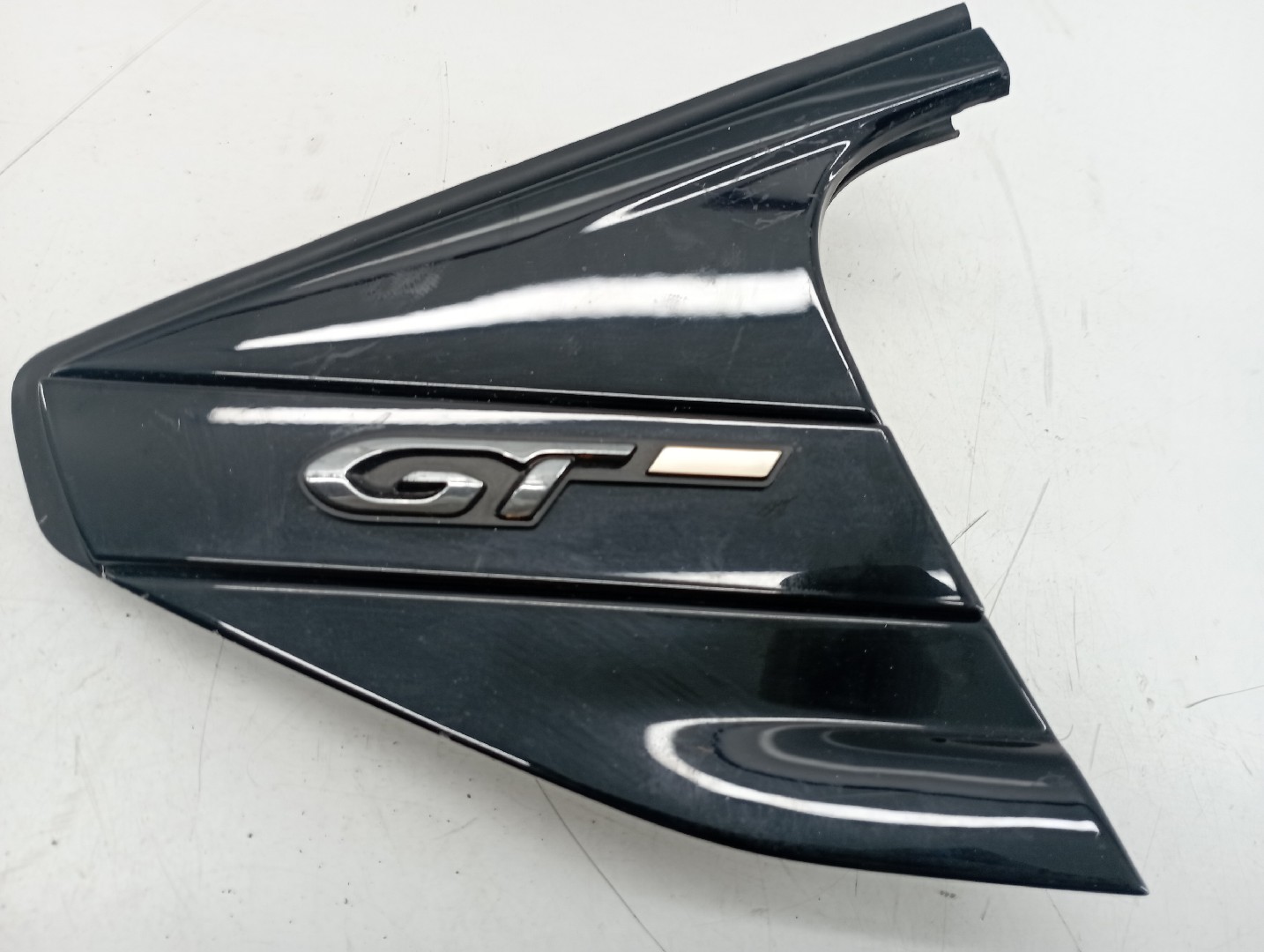 Acabamento exterior PEUGEOT 508 SW I (8E_) | 10 - 18