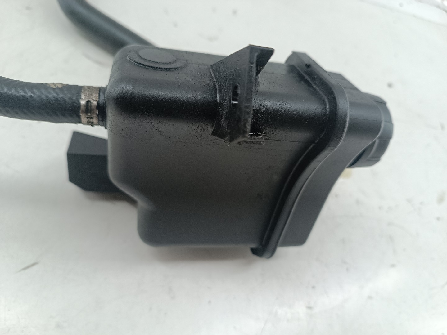 Reservatório de Direção Hidráulica MITSUBISHI SPACE STAR Veículo multiuso (DG_A) | 98 - 04 Imagem-2