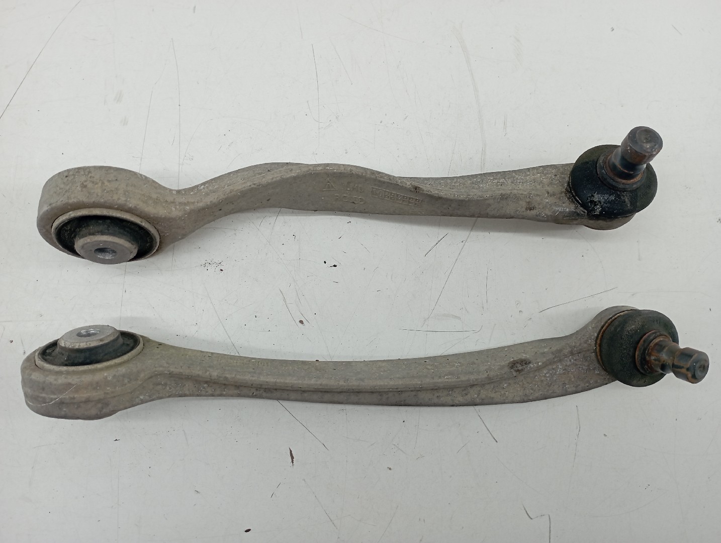Braço de suspensão SEAT EXEO ST (3R5) | 09 - 13