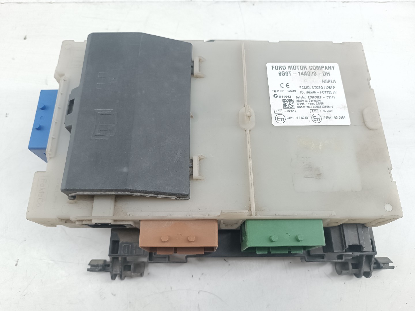 Caixa de fusíveis e relés FORD S-MAX (WA6) | 06 - 14