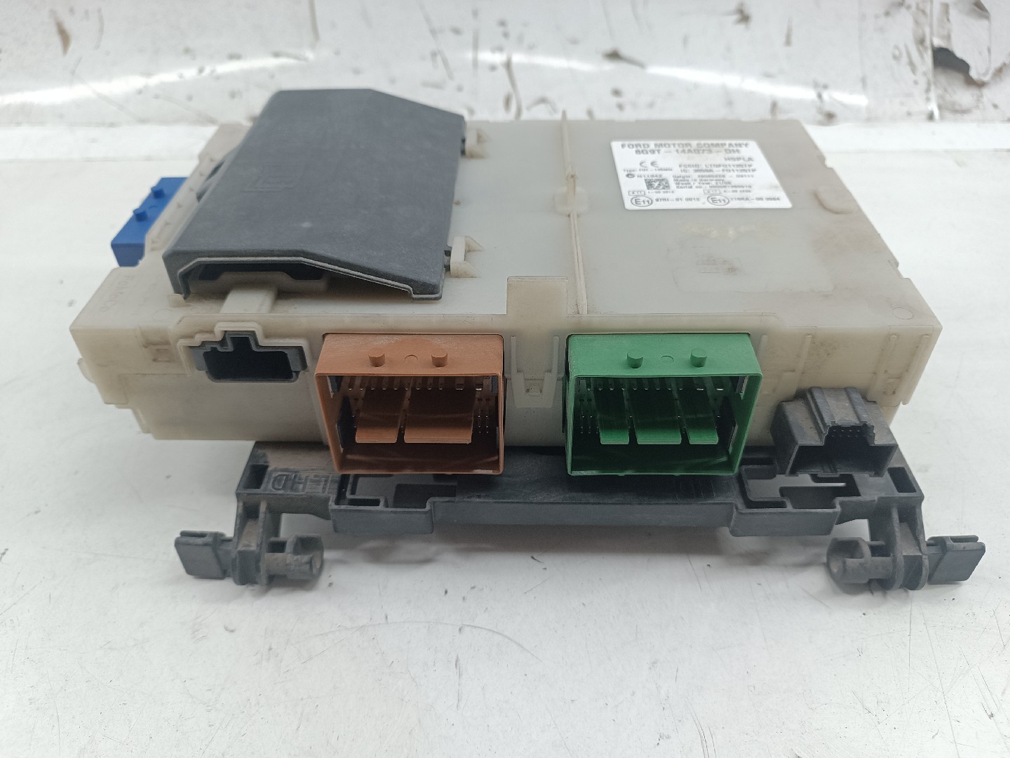 Caixa de fusíveis e relés FORD S-MAX (WA6) | 06 - 14 Imagem-2