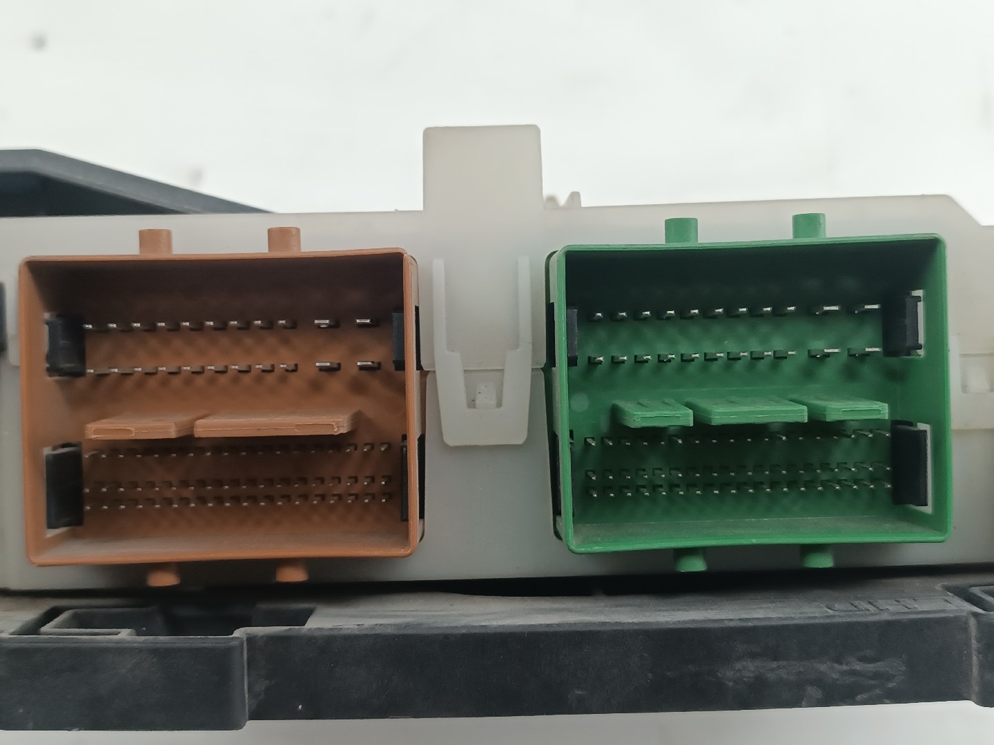 Caixa de fusíveis e relés FORD S-MAX (WA6) | 06 - 14 Imagem-4