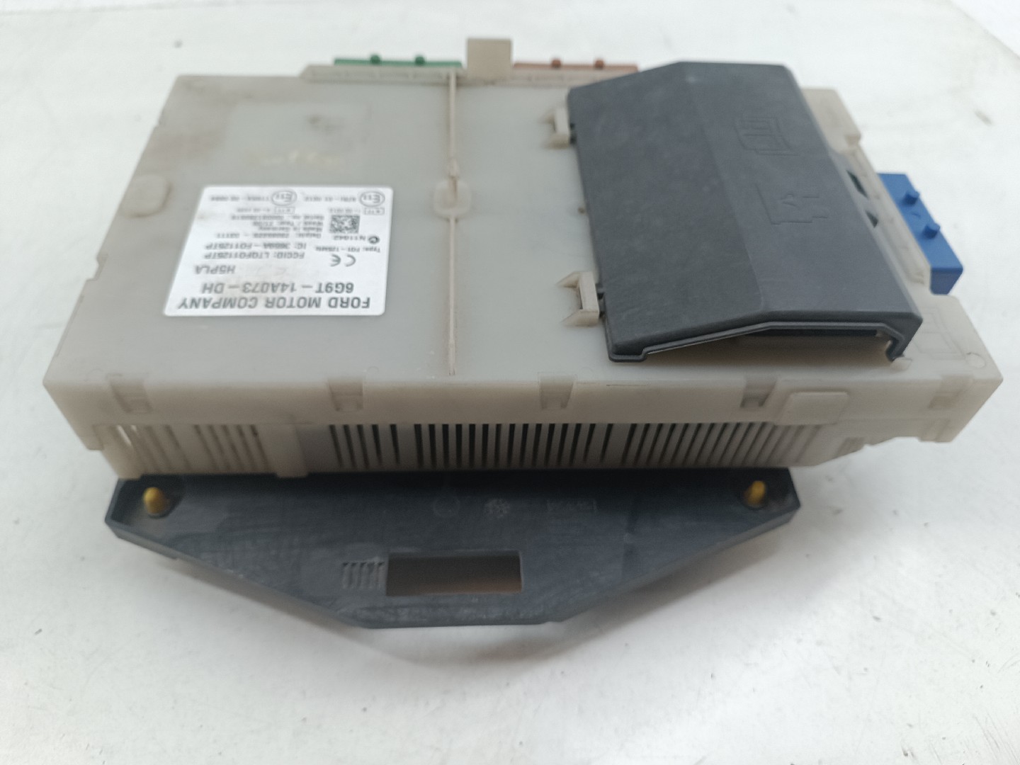 Caixa de fusíveis e relés FORD S-MAX (WA6) | 06 - 14 Imagem-6