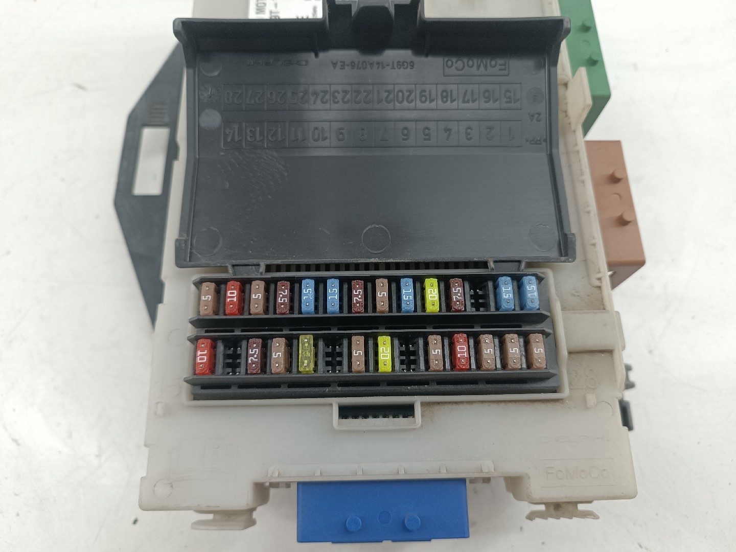 Caixa de fusíveis e relés FORD S-MAX (WA6) | 06 - 14 Imagem-3