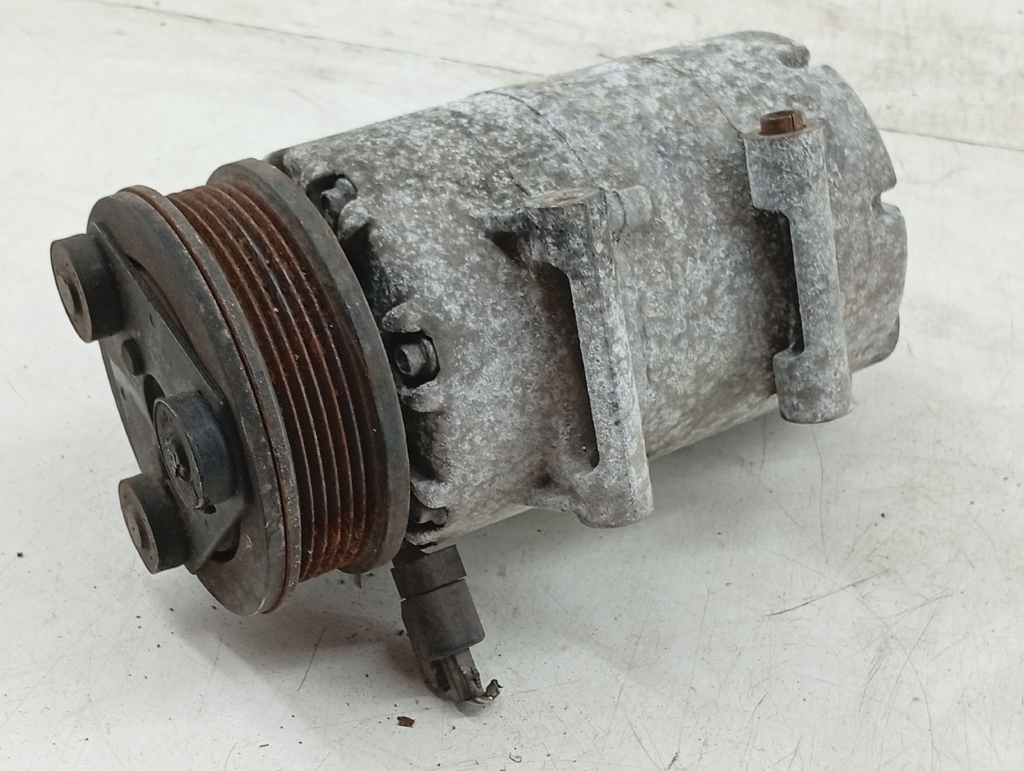 Compressor do Ar Condicionado FORD S-MAX (WA6) | 06 - 14 Imagem-6