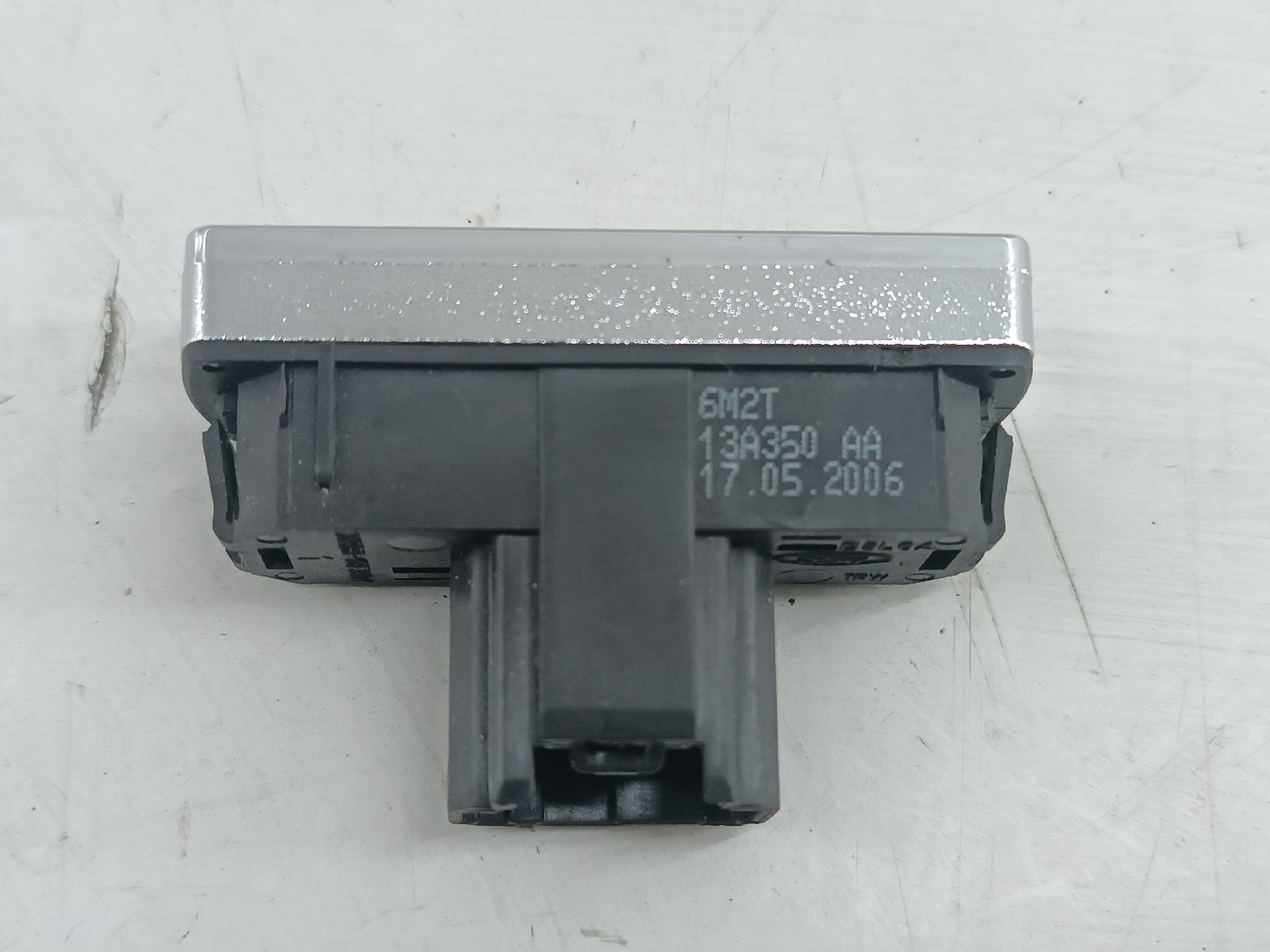 Interruptor 4 piscas FORD S-MAX (WA6) | 06 - 14