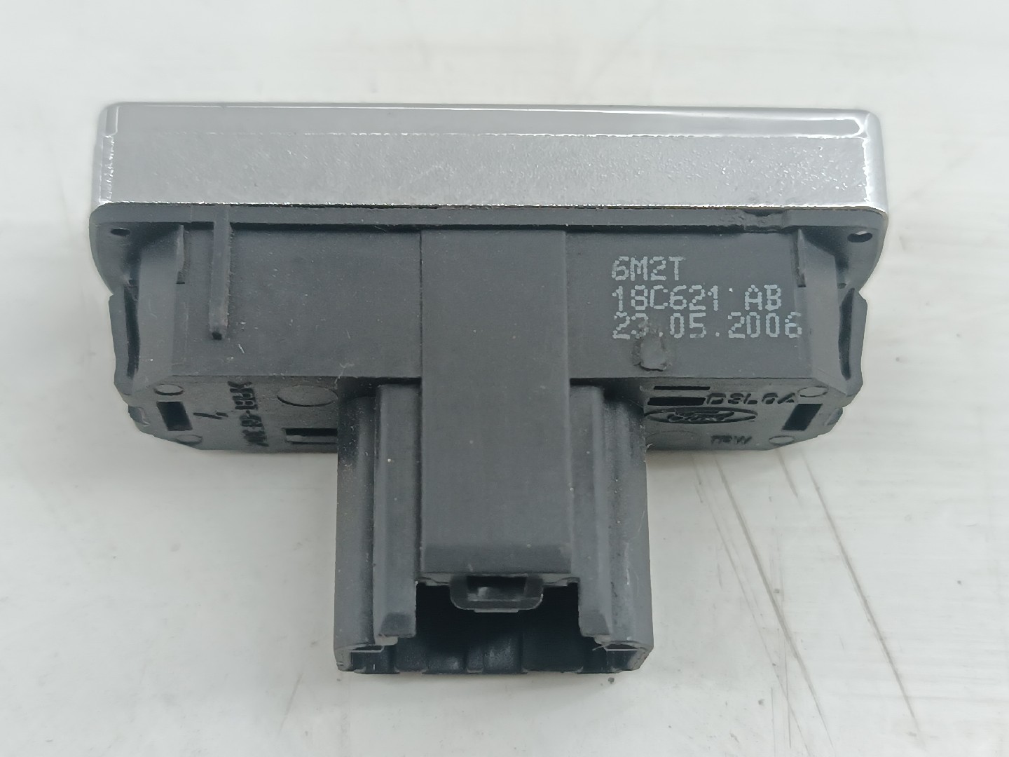 Botão desembaciador de vidro traseiro FORD S-MAX (WA6) | 06 - 14