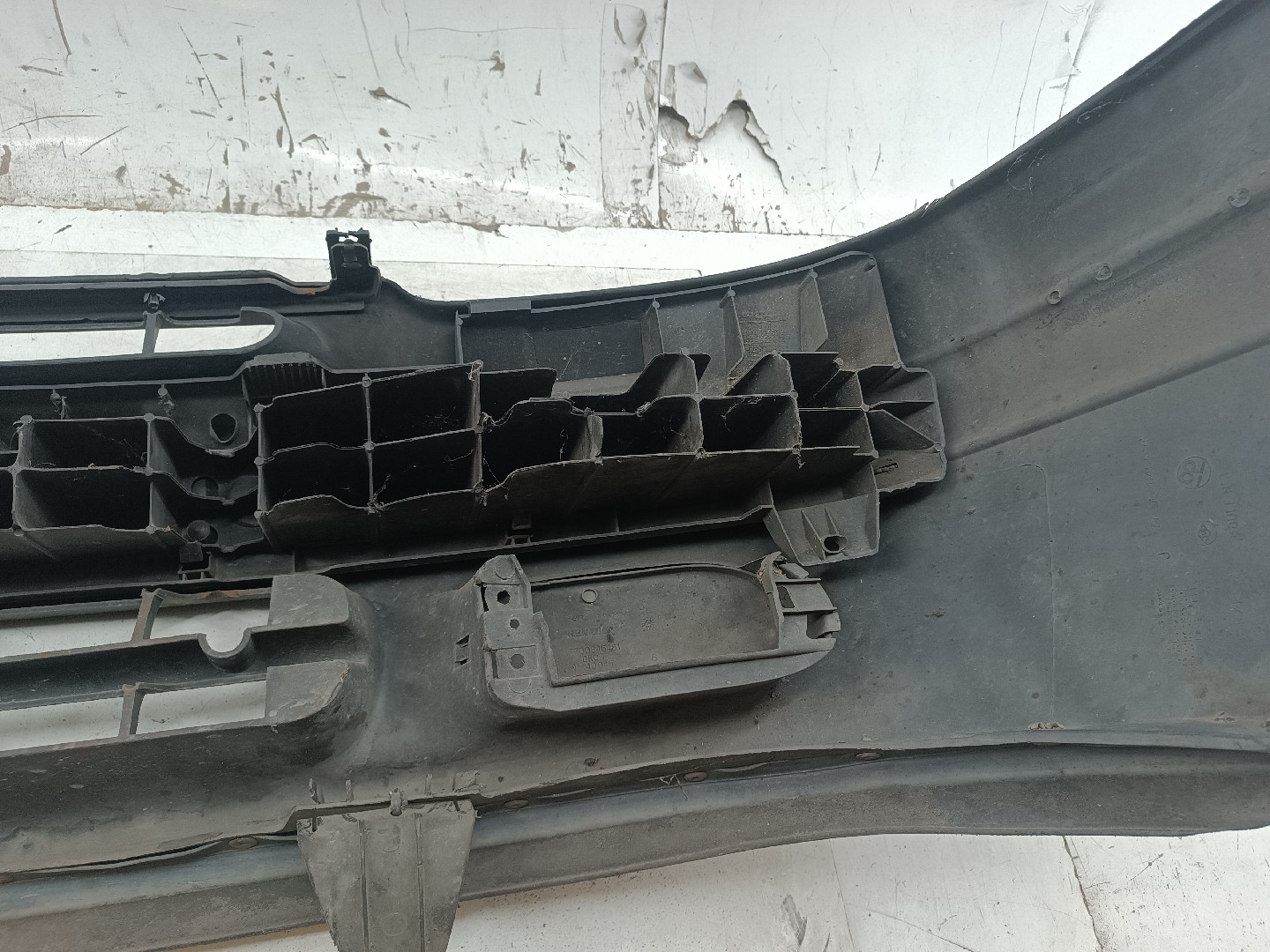 Paragolpes Delantero RENAULT CLIO I (B/C57_, 5/357_) | 90 - 98 Imagem-1