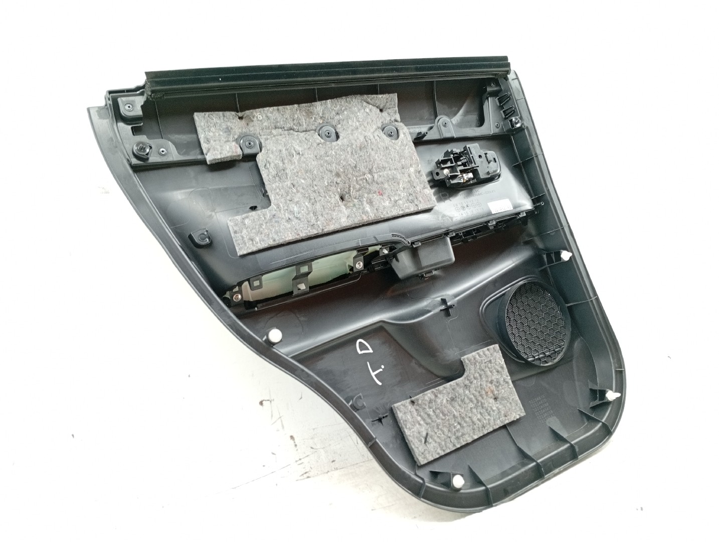 Quartela de porta trás direita MITSUBISHI ASX (GA_W_) | 09 -  Imagem-2