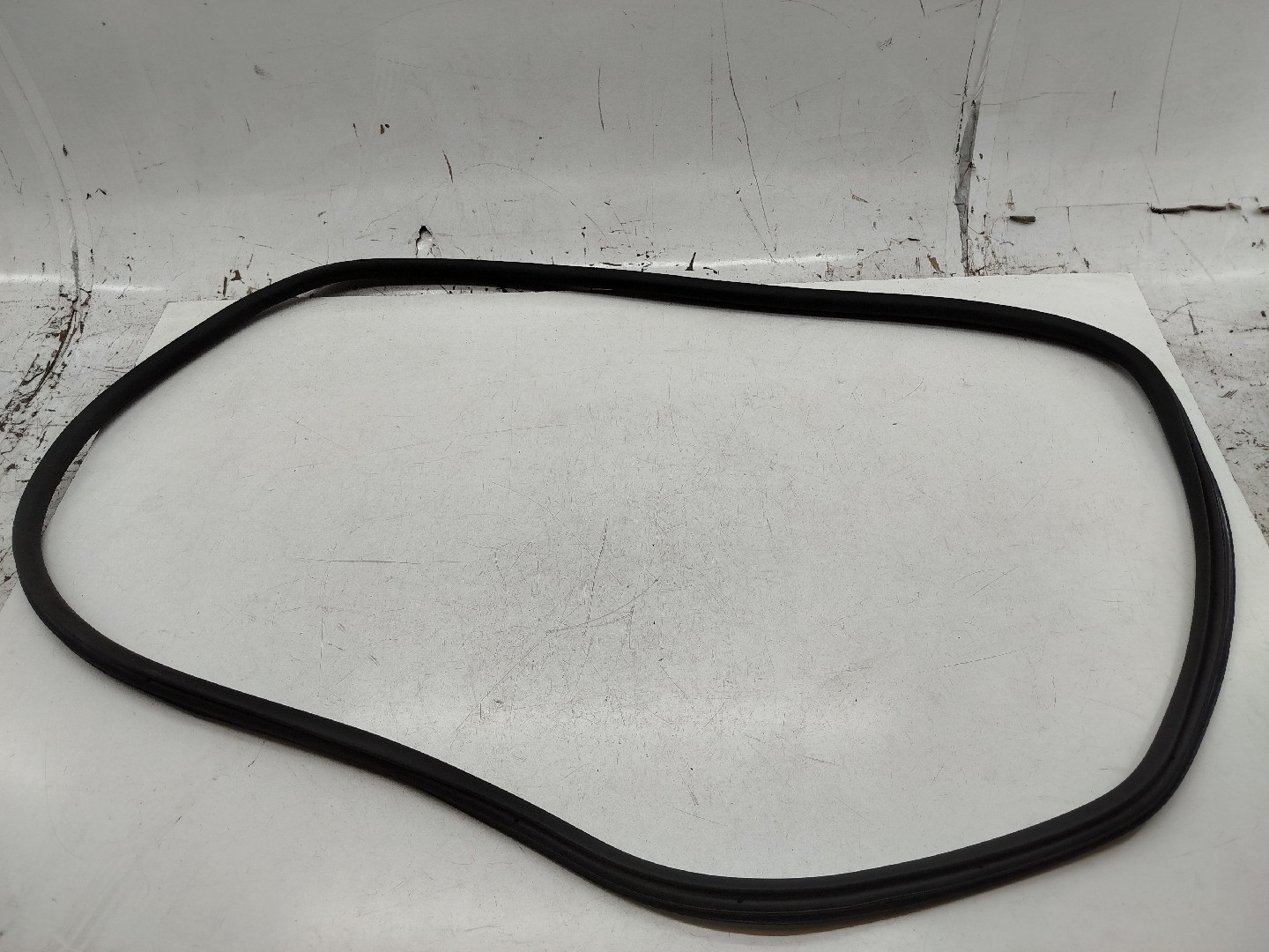 Borracha Da Porta Traseira Esquerda PEUGEOT 3008 SUV (M_) | 16 - 