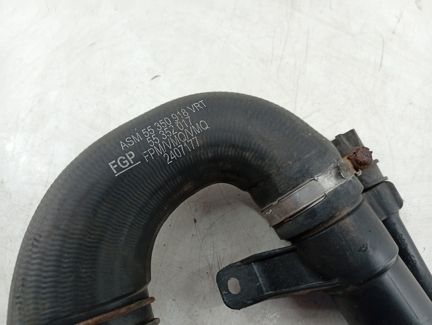 Tubagem do Intercooler OPEL VECTRA C Combi (Z02) | 03 - 09 Imagem-1
