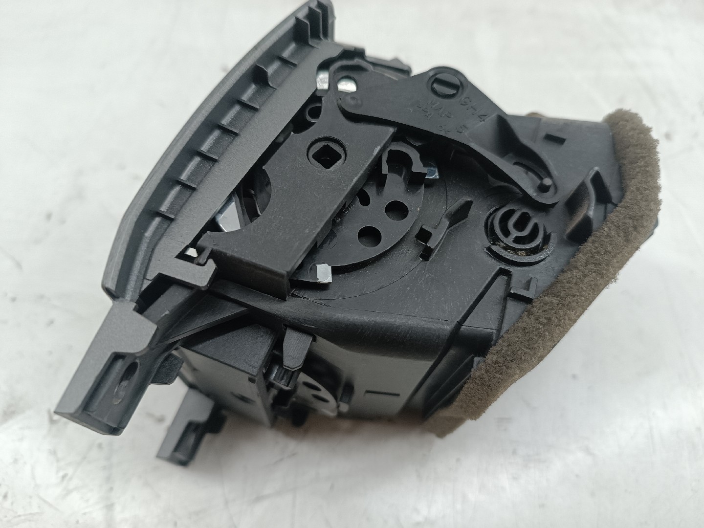 Difusor de ar OPEL VECTRA C Combi (Z02) | 03 - 09