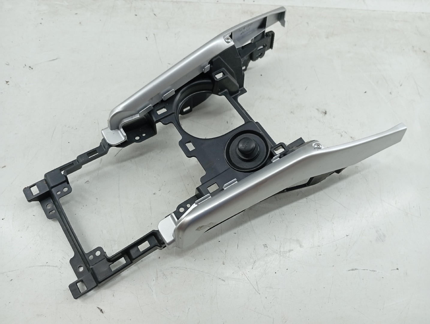 Acabamento de consola central MITSUBISHI ASX (GA_W_) | 09 - 
