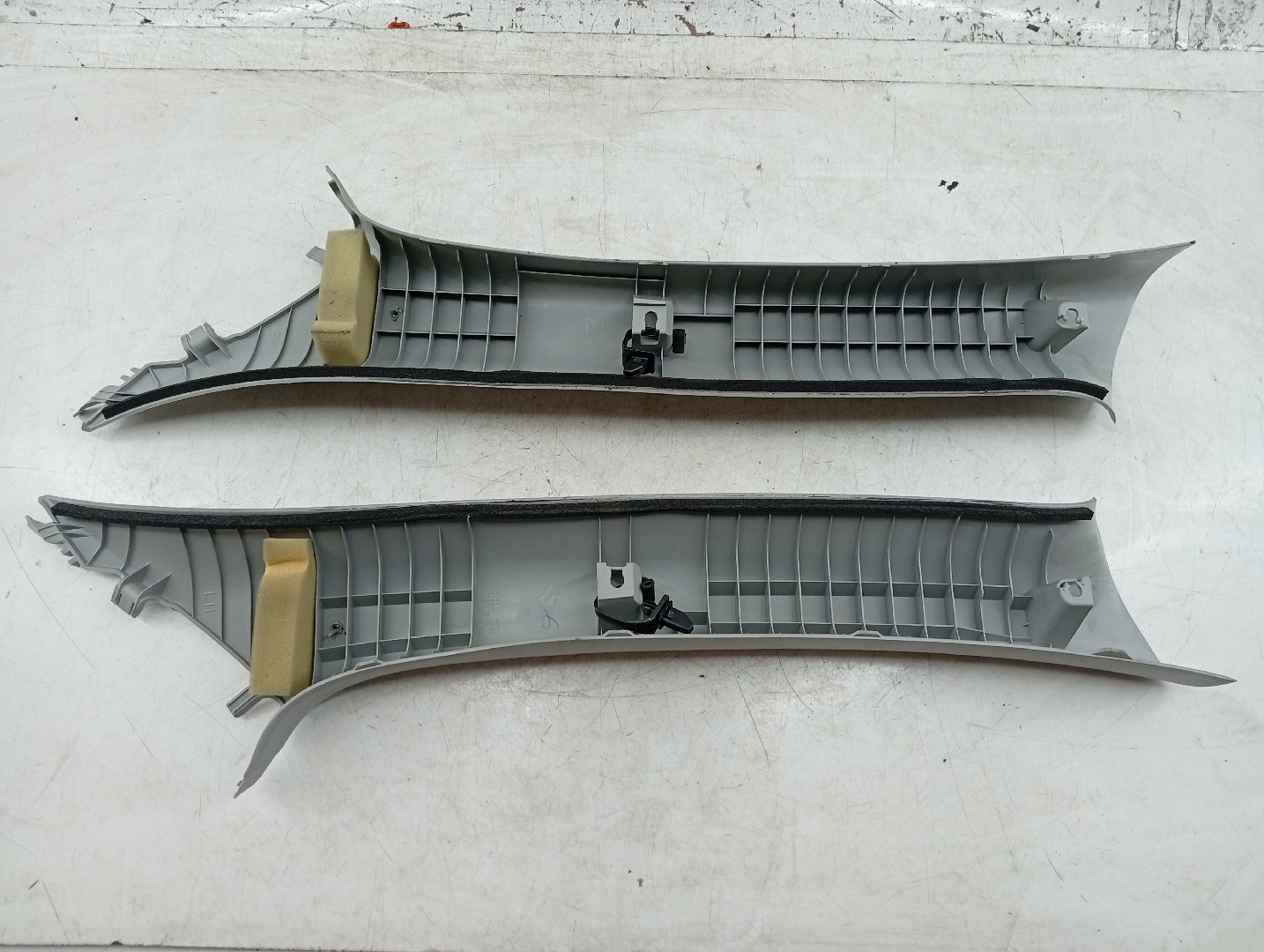 Moldura de pilar A MITSUBISHI ASX (GA_W_) | 09 - 