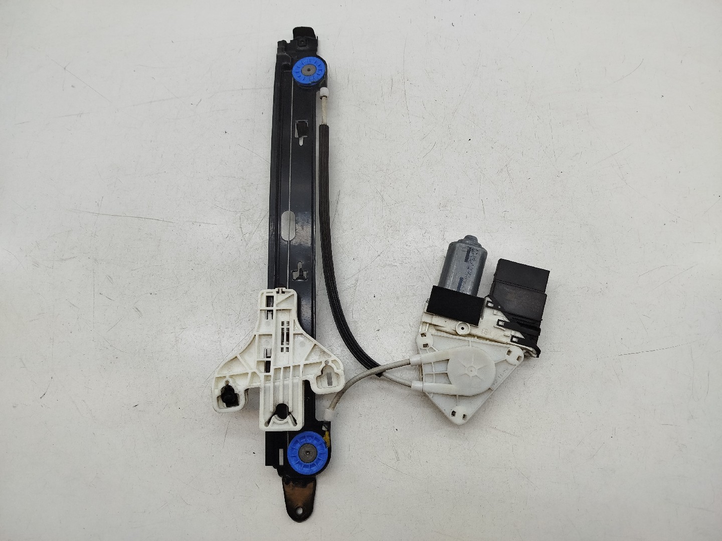 Motor e elevador de vidro trás esquerdo SEAT TOLEDO III (5P2) | 04 - 09 Imagem-2