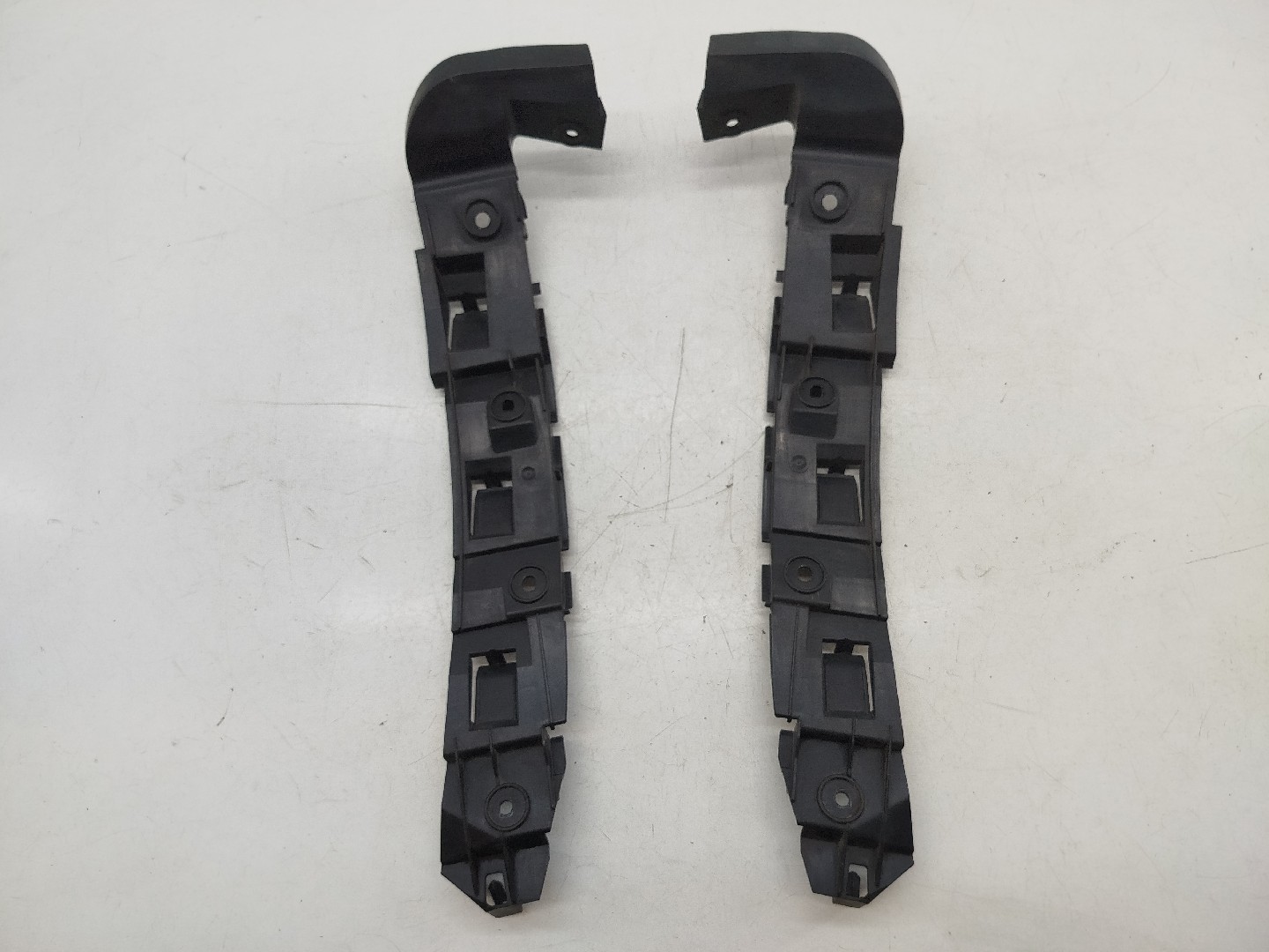 Guia de para-choques SEAT TOLEDO III (5P2) | 04 - 09 Imagem-6