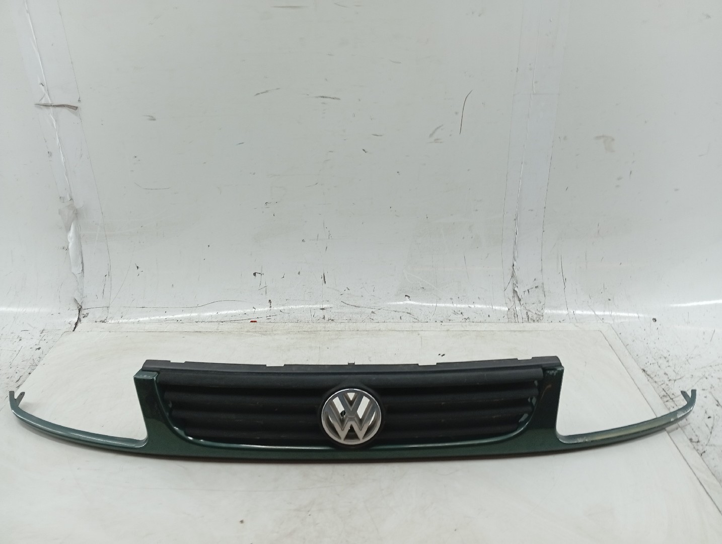 Grelha da Frente VOLKSWAGEN POLO (6N1) | 94 - 99 Imagem-4