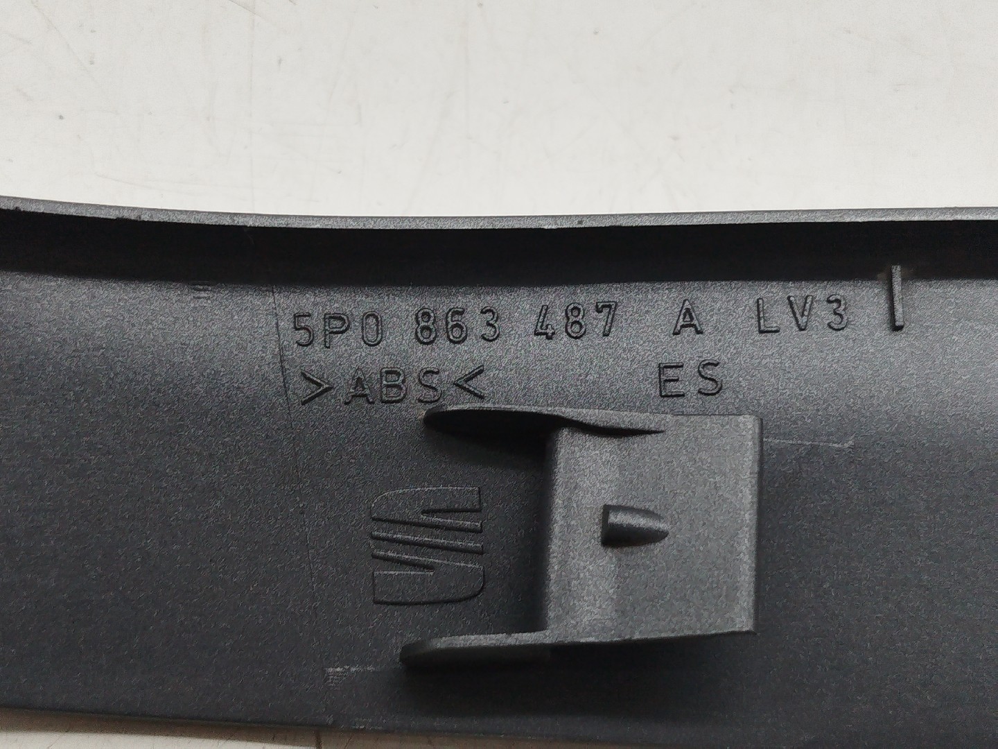 Acabamento de consola central SEAT TOLEDO III (5P2) | 04 - 09 Imagem-3