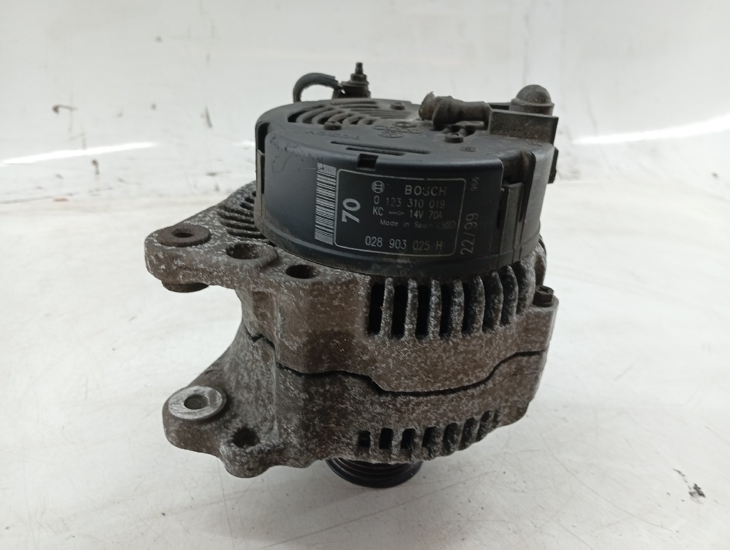 Alternador VOLKSWAGEN POLO (6N1) | 94 - 99