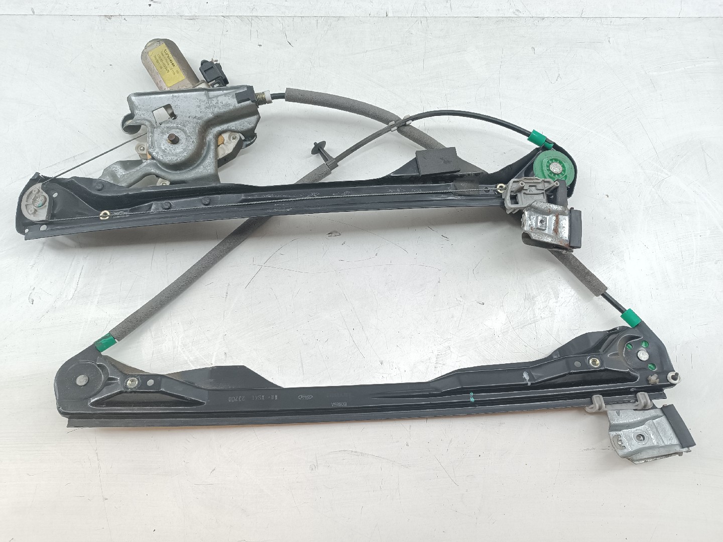 Motor e elevador de vidro frente direito FORD FOCUS Caixa/Combi (DNW) | 98 - 05