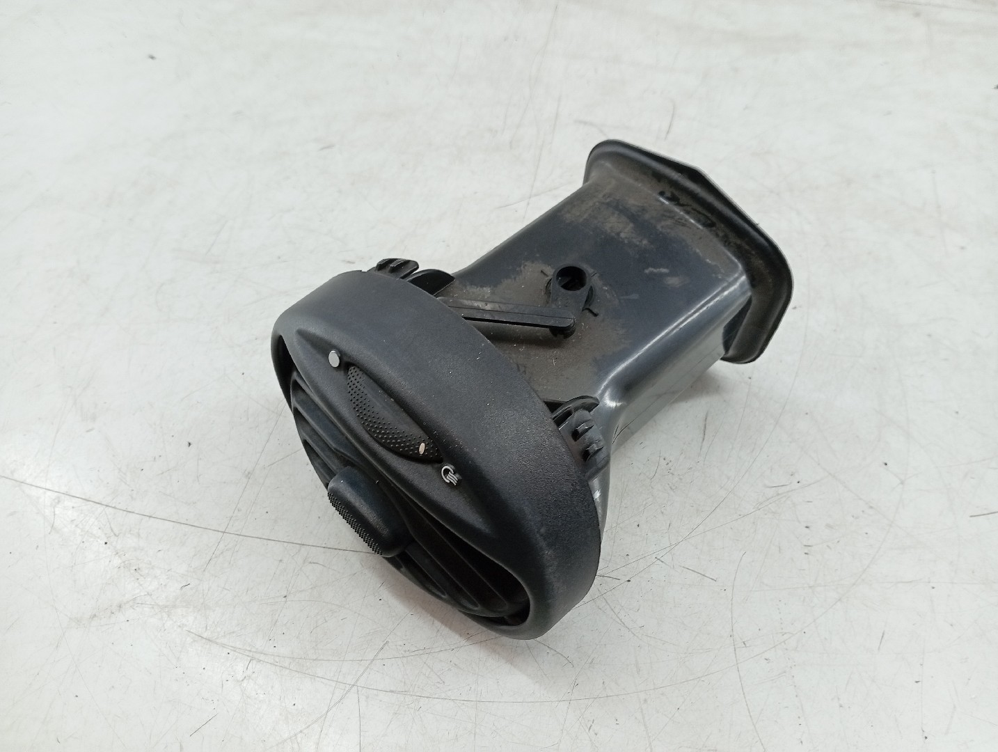 Difusor de ar FORD FOCUS Caixa/Combi (DNW) | 98 - 05 Imagem-5