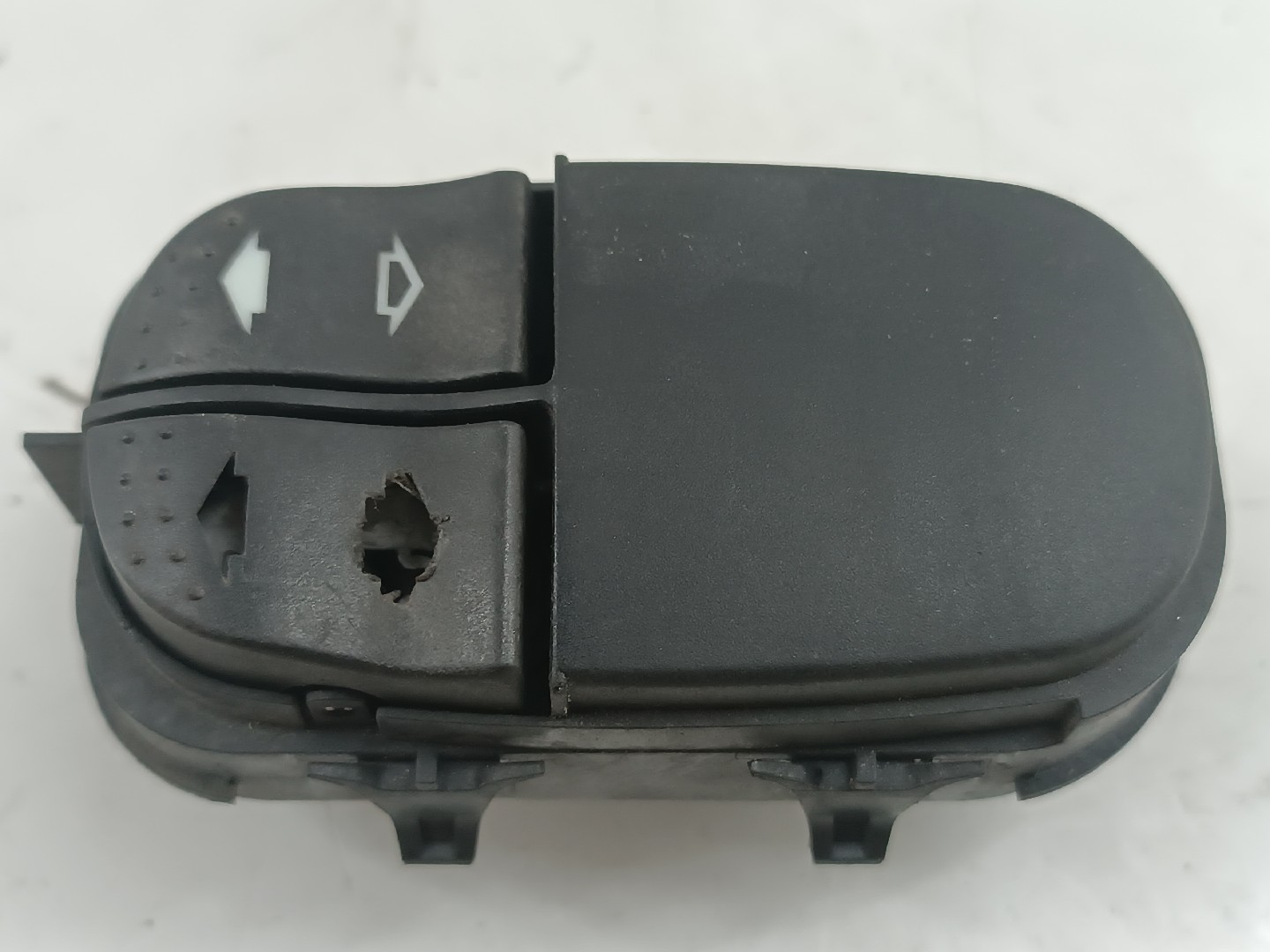 Interruptor Vidros Frente Esquerdo FORD FOCUS Caixa/Combi (DNW) | 98 - 05 Imagem-3