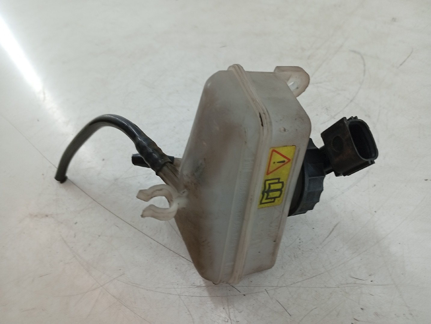 Depósito Liquido Travões FORD FOCUS Caixa/Combi (DNW) | 98 - 05 Imagem-2