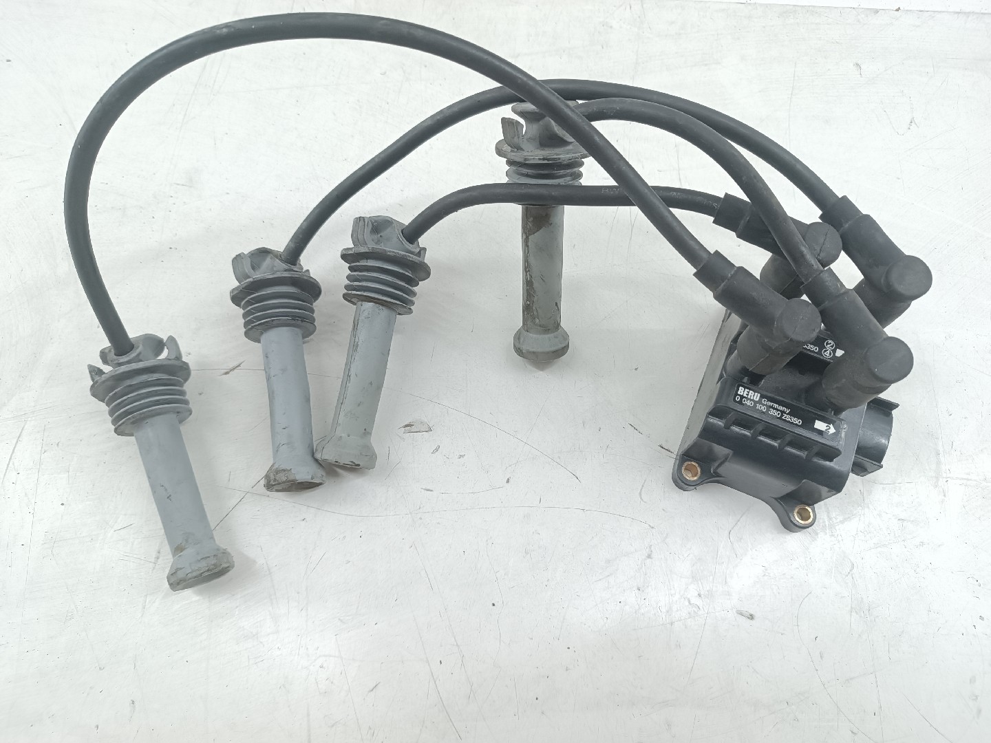 Bobine de ignição FORD FOCUS Caixa/Combi (DNW) | 98 - 05