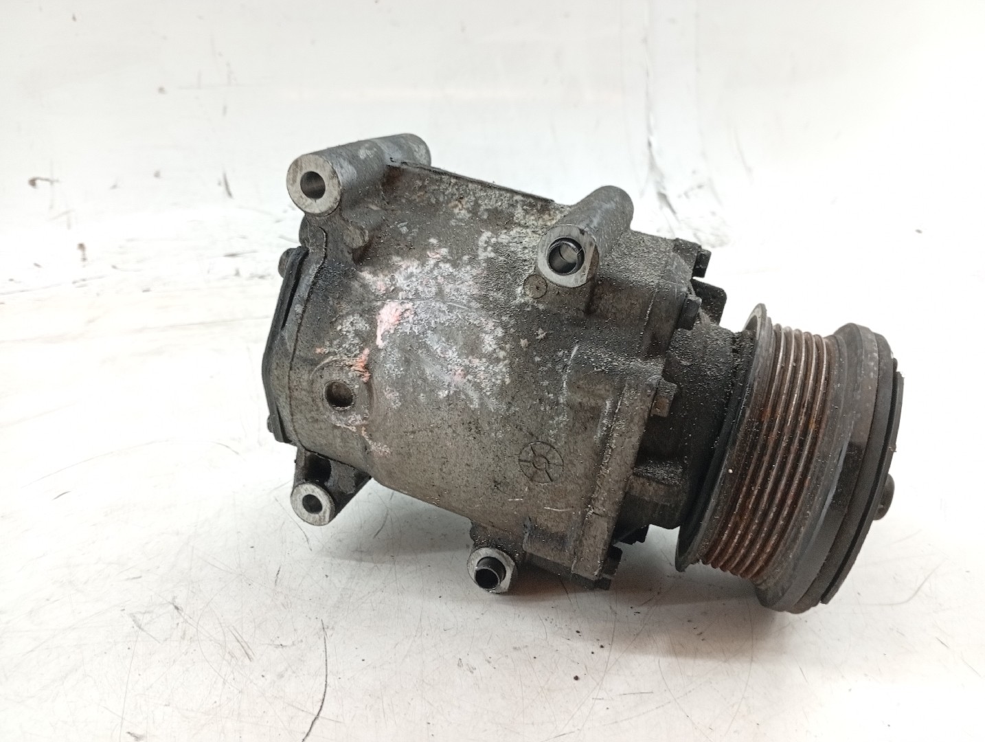 Compressor do Ar Condicionado FORD FOCUS Caixa/Combi (DNW) | 98 - 05 Imagem-4