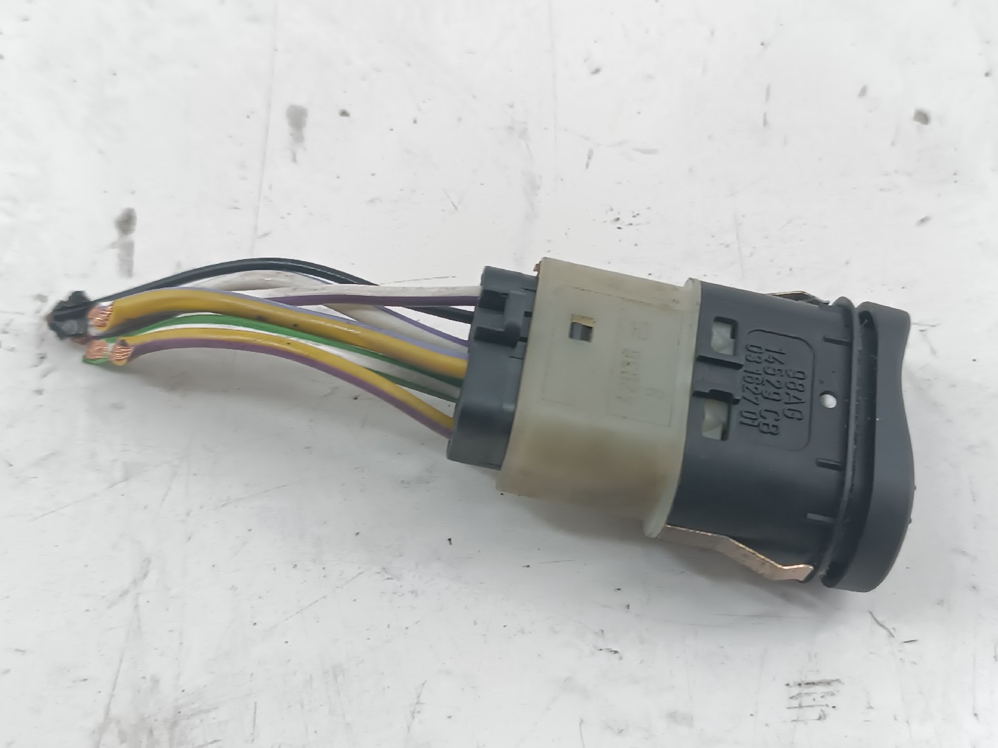 Comutador de vidro frente direito FORD FOCUS Caixa/Combi (DNW) | 98 - 05