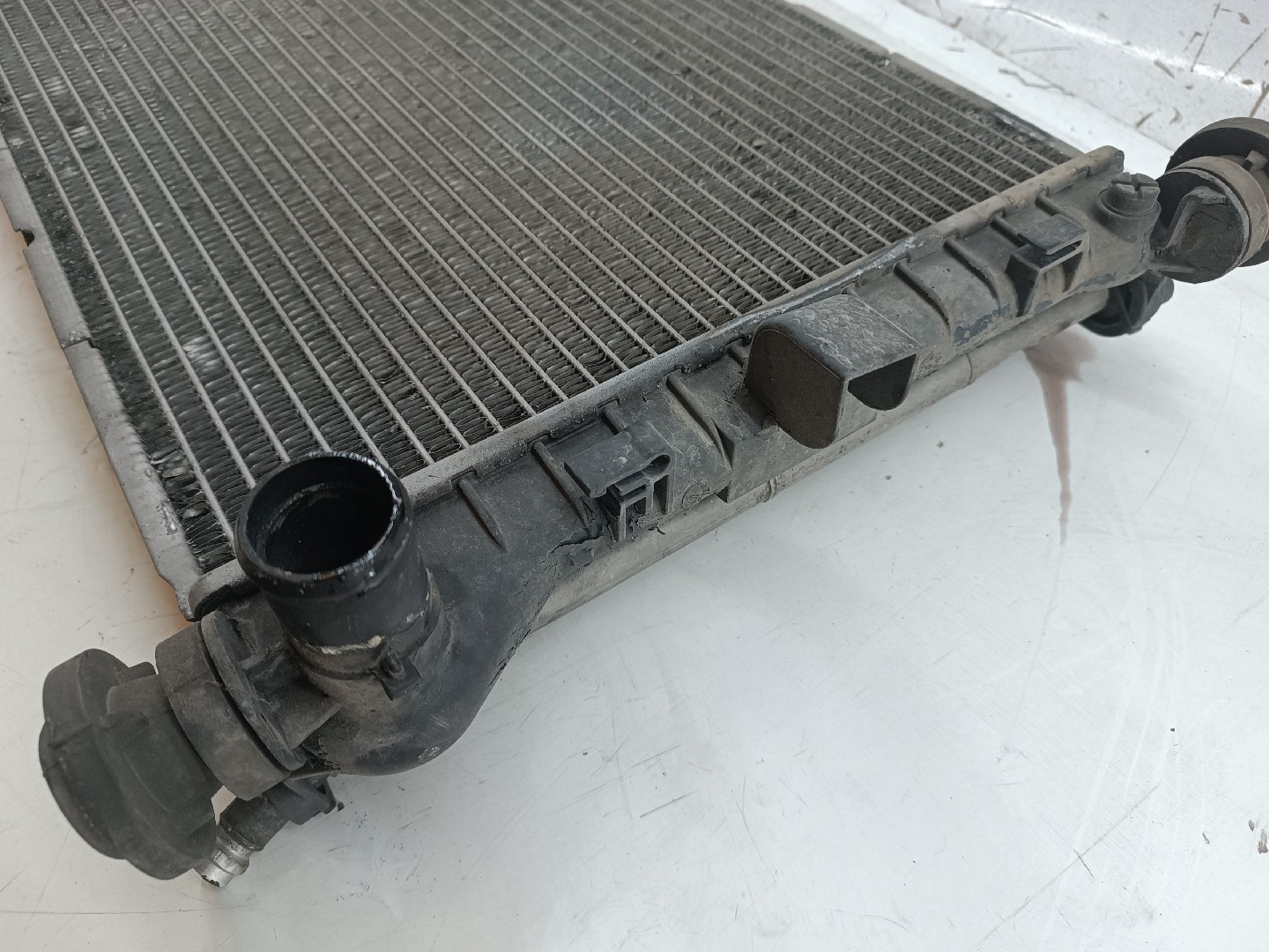 Conjunto de radiadores FORD FOCUS Caixa/Combi (DNW) | 98 - 05 Imagem-5