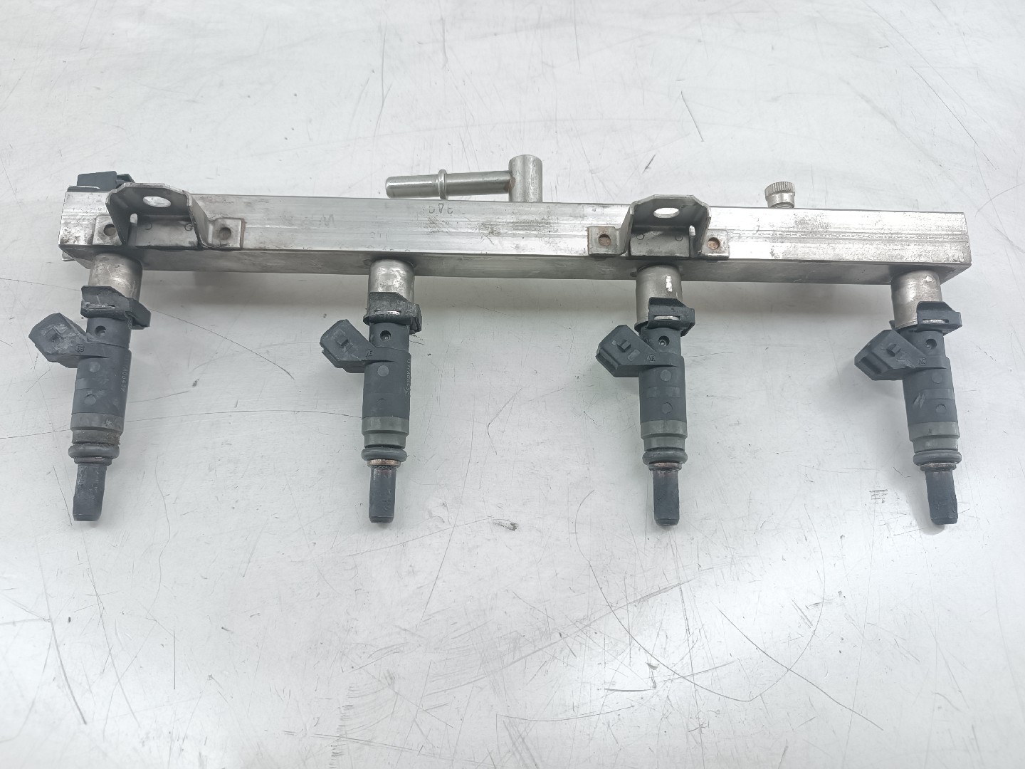 Regua Injectora BMW 3 Compact (E46) | 01 - 05 Imagem-1