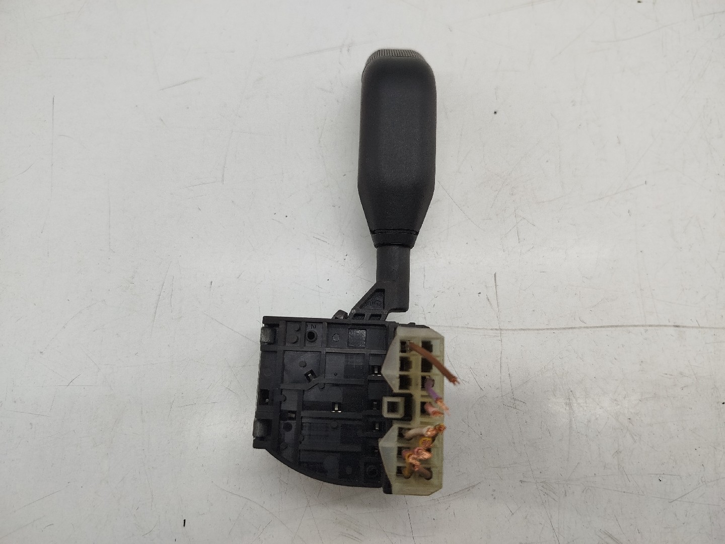 Comutador de limpa-para-brisas RENAULT CLIO I Caixa (S57_) | 91 - 98 Imagem-3