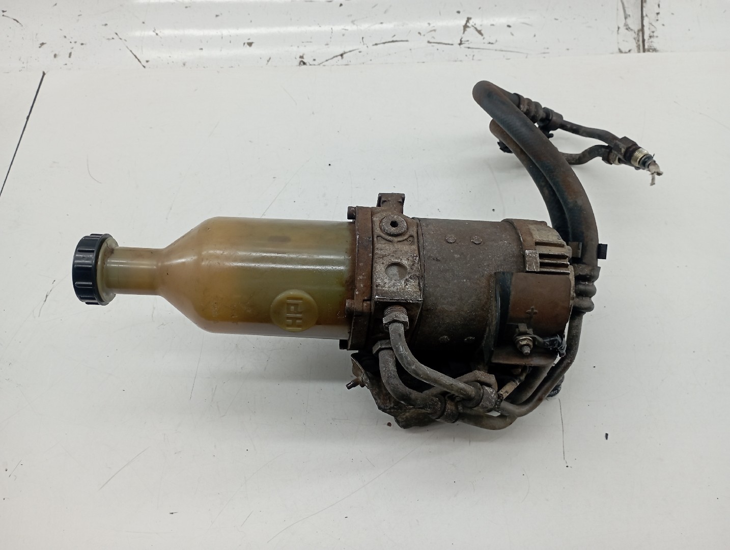 Bomba de direção RENAULT CLIO I (B/C57_, 5/357_) | 90 - 98