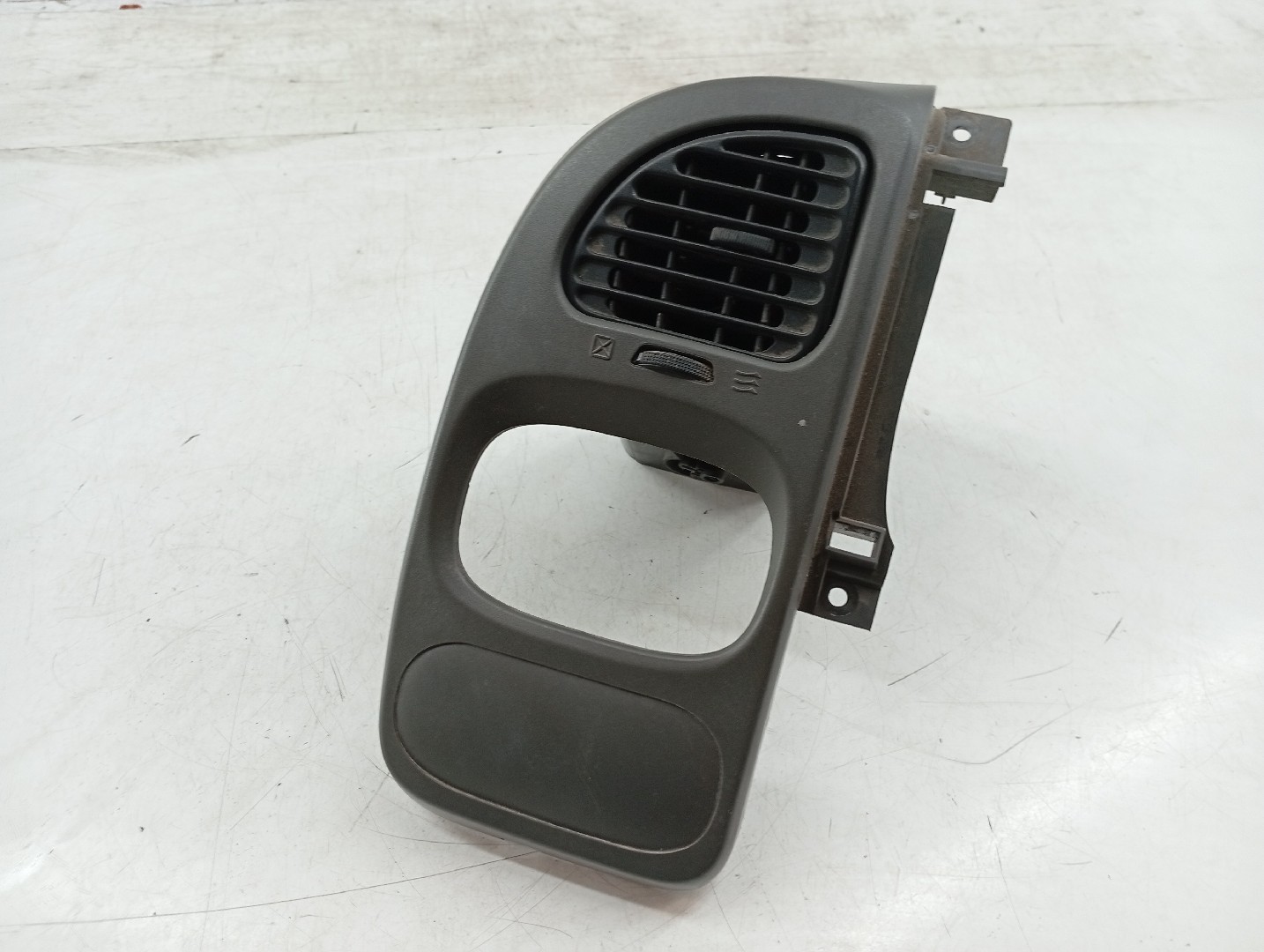Difusor de ar FORD TRANSIT Caixa (FA_ _) | 00 - 06