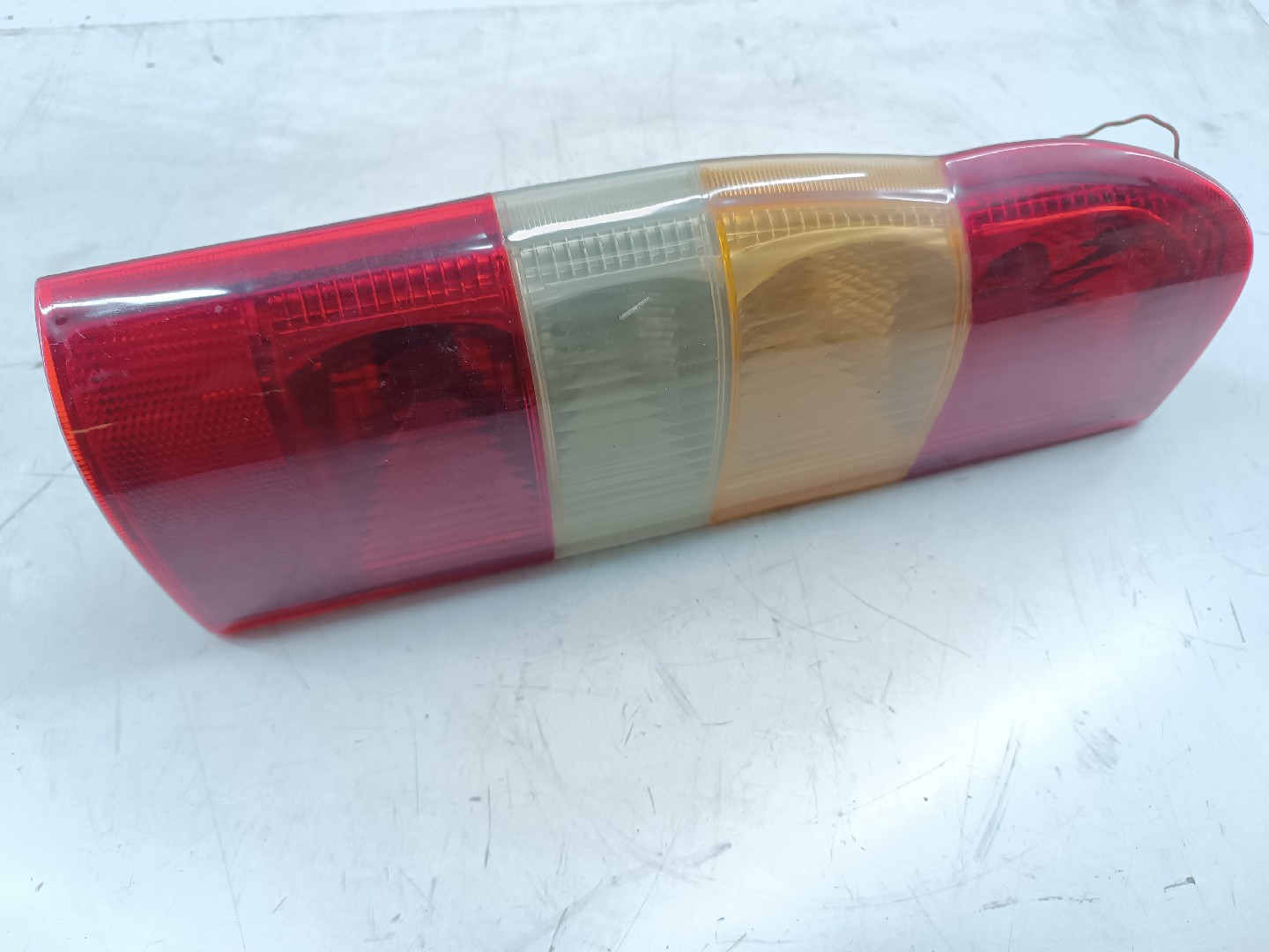 Farolim Stop Esquerdo FORD TRANSIT Caixa (FA_ _) | 00 - 06 Imagem-4