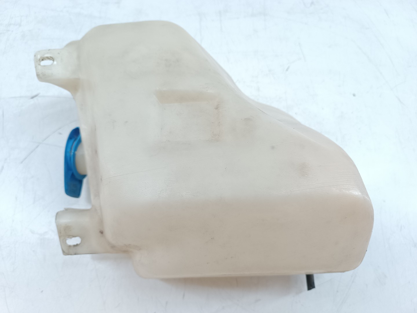 Reservatório de água do limpa para-brisas VOLKSWAGEN GOLF III (1H1) | 91 - 98 Imagem-4