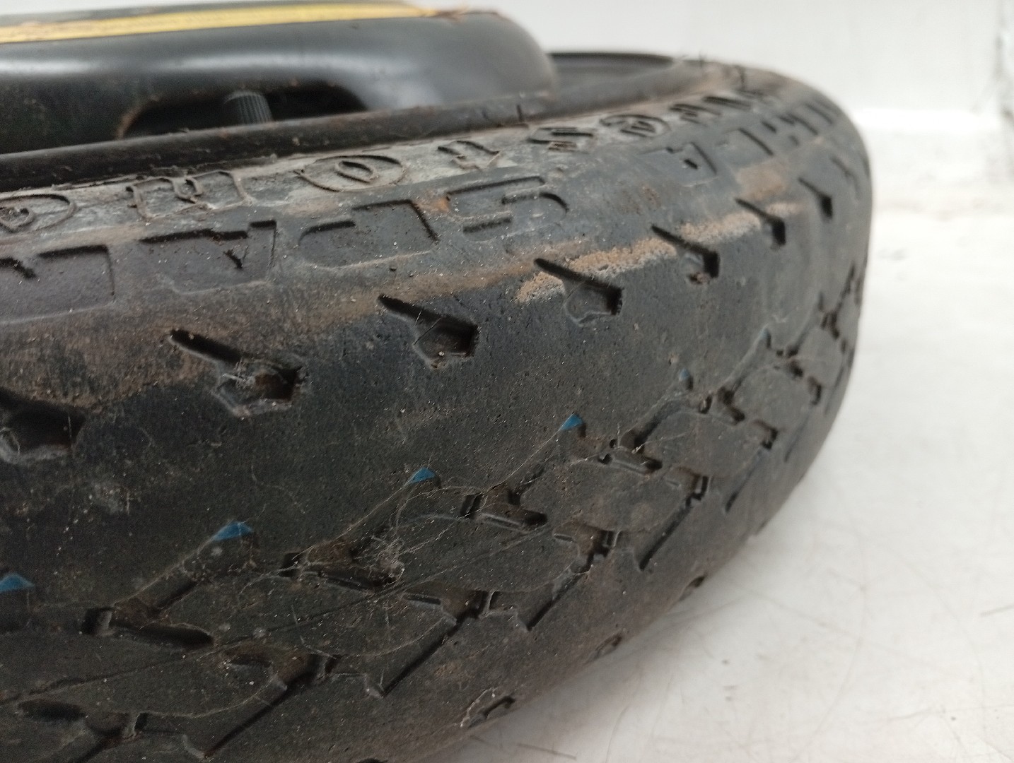 Pneu Suplente VOLKSWAGEN GOLF III (1H1) | 91 - 98 Imagem-5