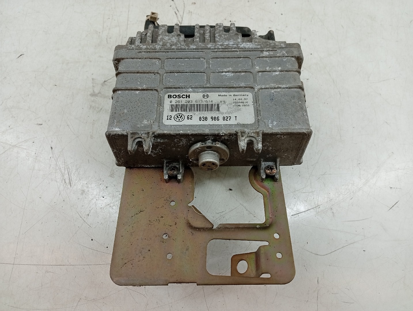 Centralina de Motor VOLKSWAGEN GOLF III (1H1) | 91 - 98