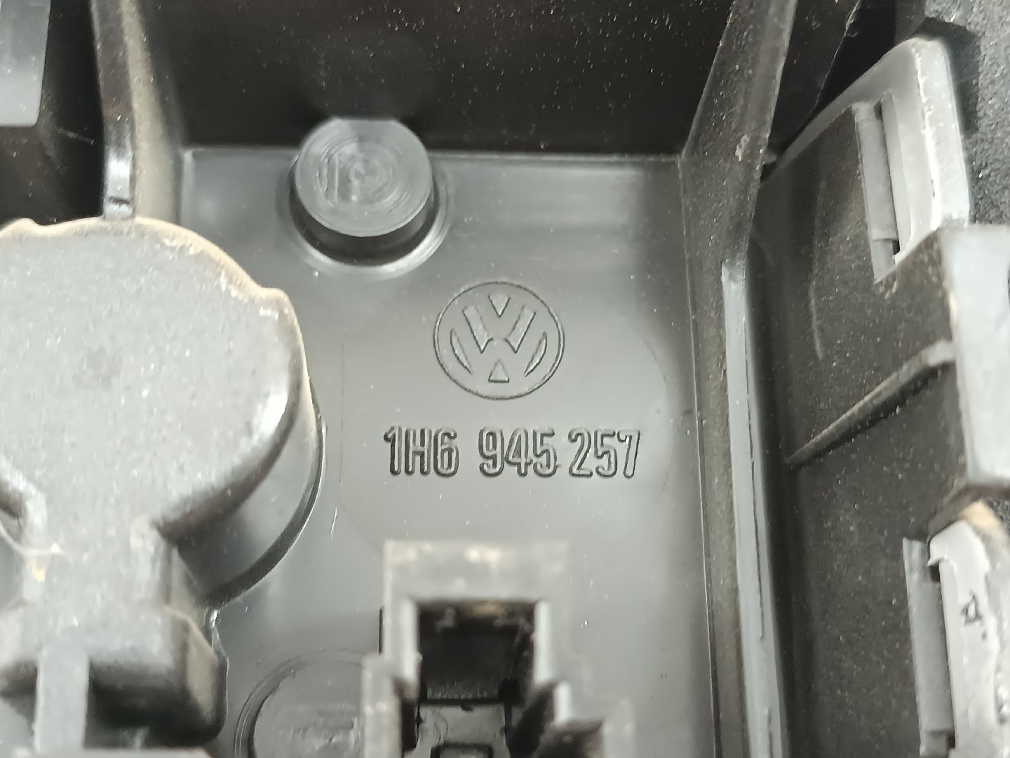 Farolim Stop Esquerdo VOLKSWAGEN GOLF III (1H1) | 91 - 98 Imagem-1