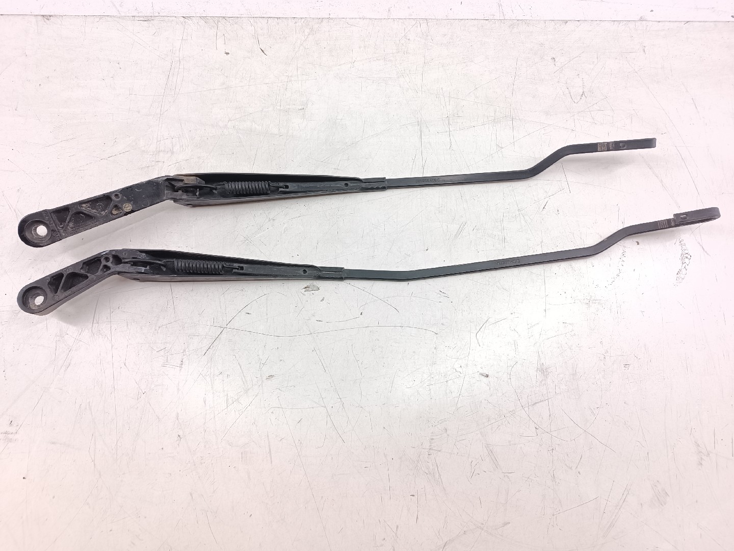 Braços das escovas frente VOLKSWAGEN GOLF III (1H1) | 91 - 98