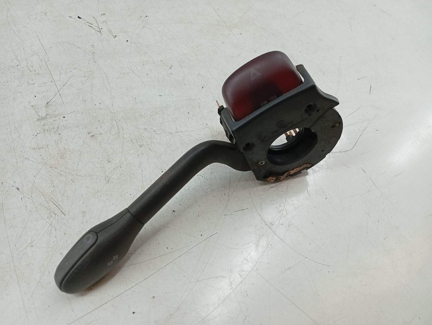 Comutador de piscas e luzes VOLKSWAGEN GOLF III (1H1) | 91 - 98 Imagem-1