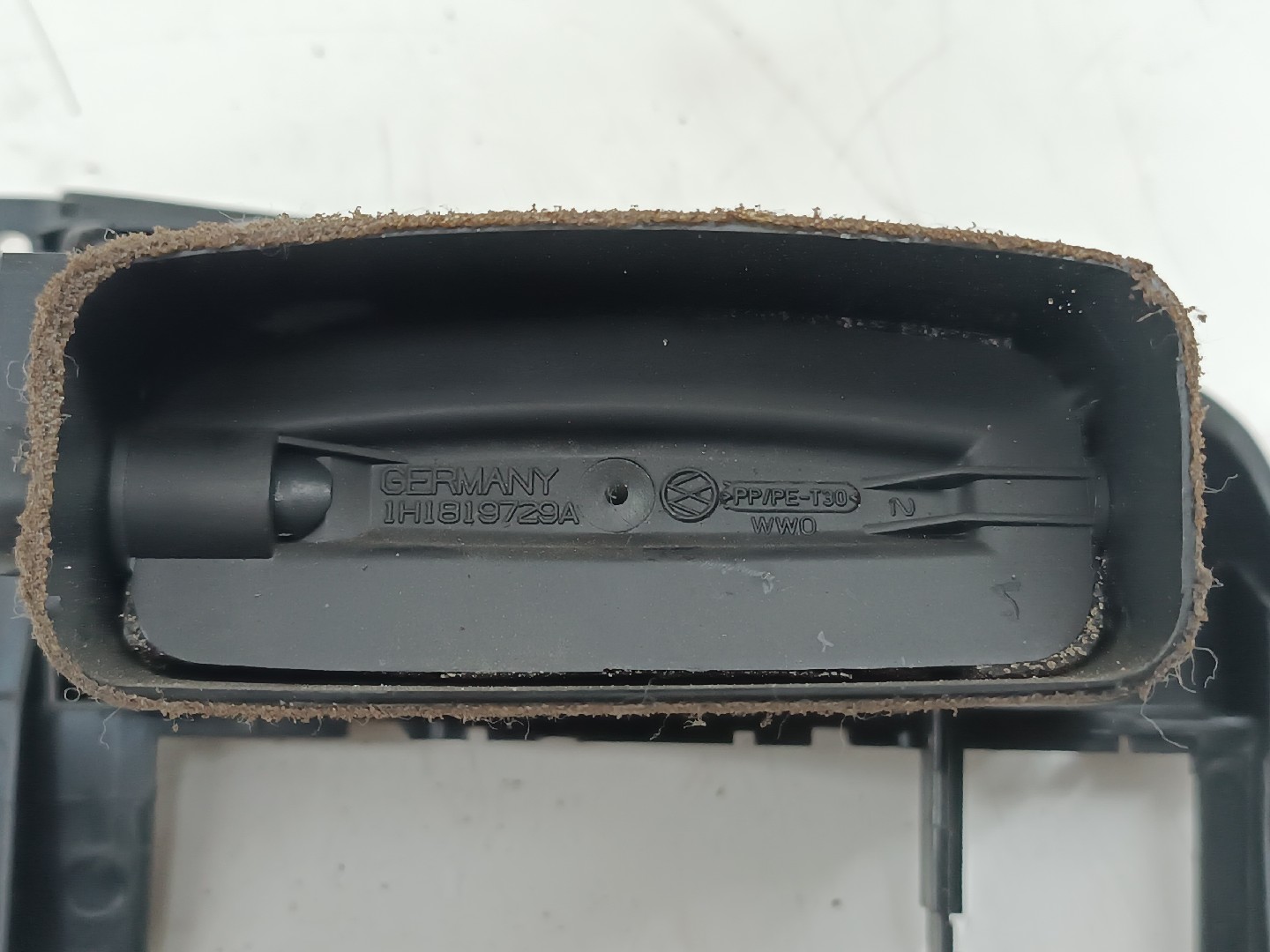 Difusor de ar esquerdo VOLKSWAGEN GOLF III (1H1) | 91 - 98 Imagem-3